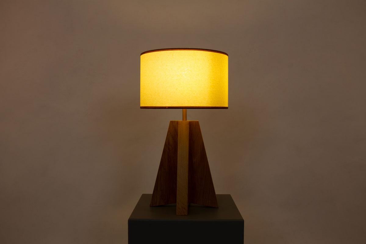 Lámpara de sobremesa Helios de roble colección G44 en venta 1