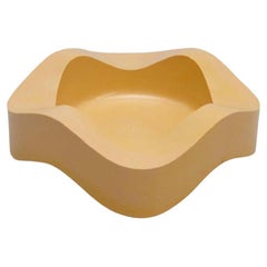 Cendrier Helit en plastique jaune, circa 1980