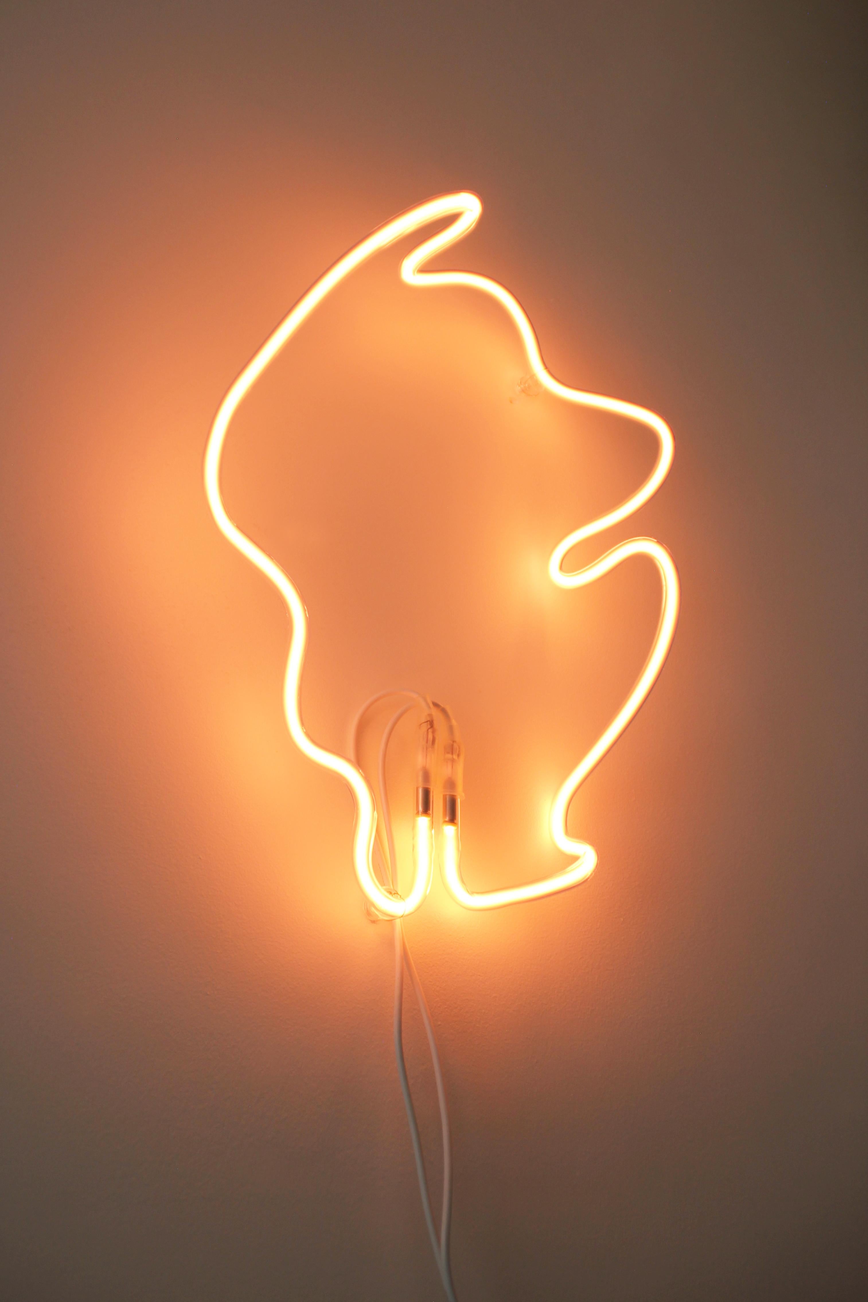 Aplique de pared Helio de cristal translúcido y gas helio by Dace Sūna en Nuevo estado para la venta en Geneve, CH