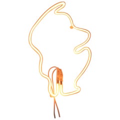 Aplique de pared Helio de cristal translúcido y gas helio by Dace Sūna