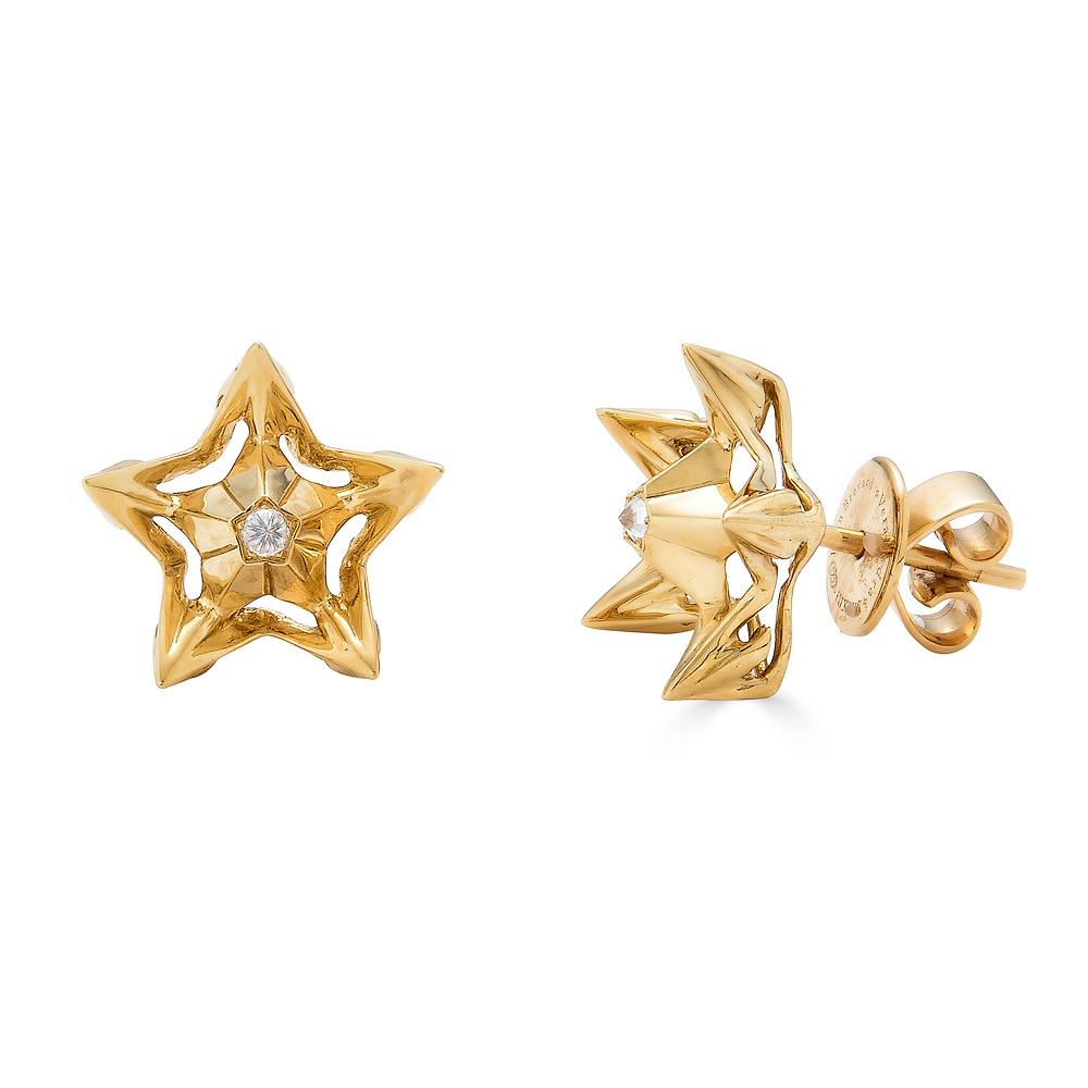 Helix Diamond Gold Stud Earrings In New Condition For Sale In Coral Gables, FL