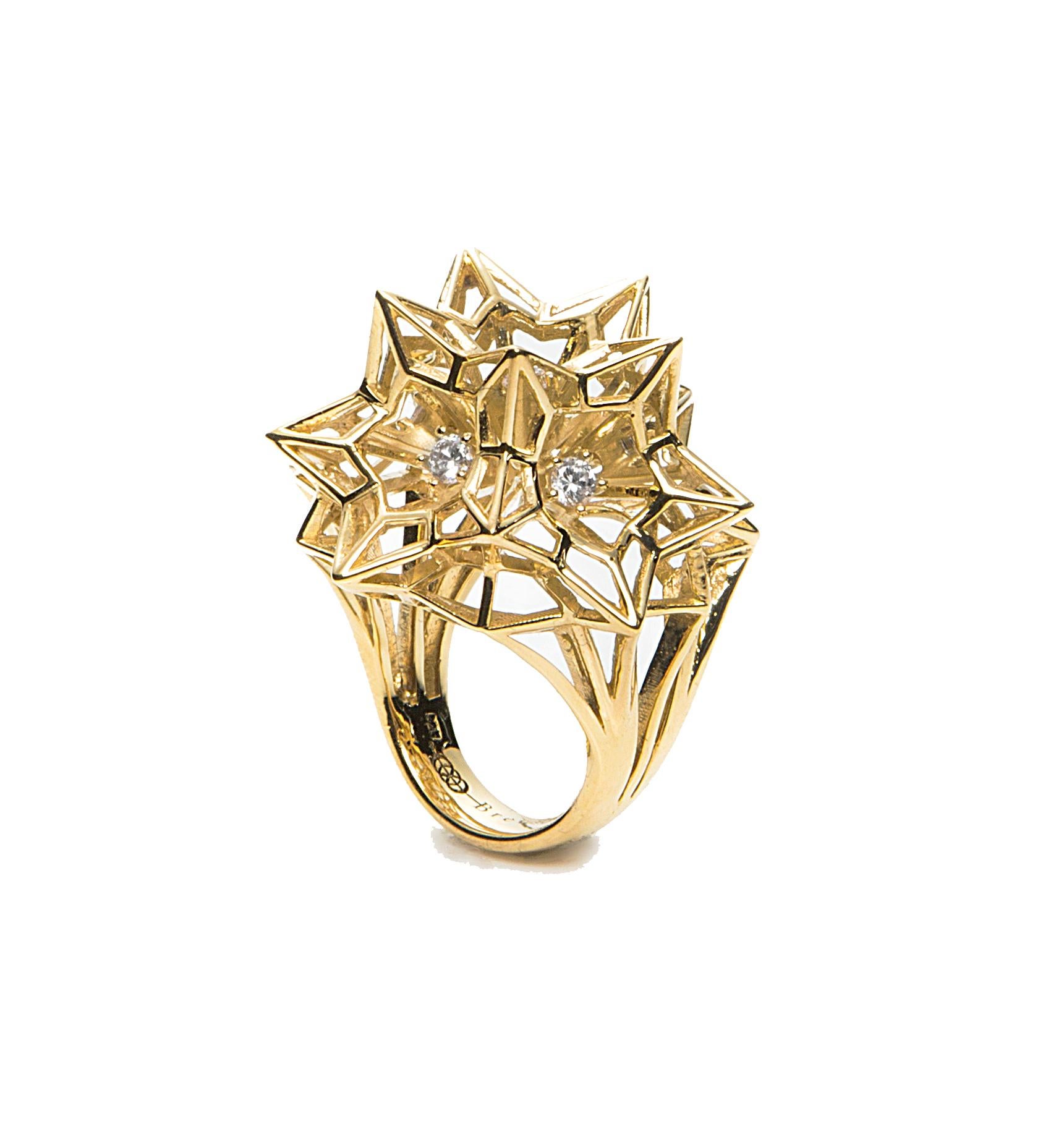 Bague « Eye of God » en or 18 carats avec cadre hélicoïdal et diamant central Pour femmes en vente