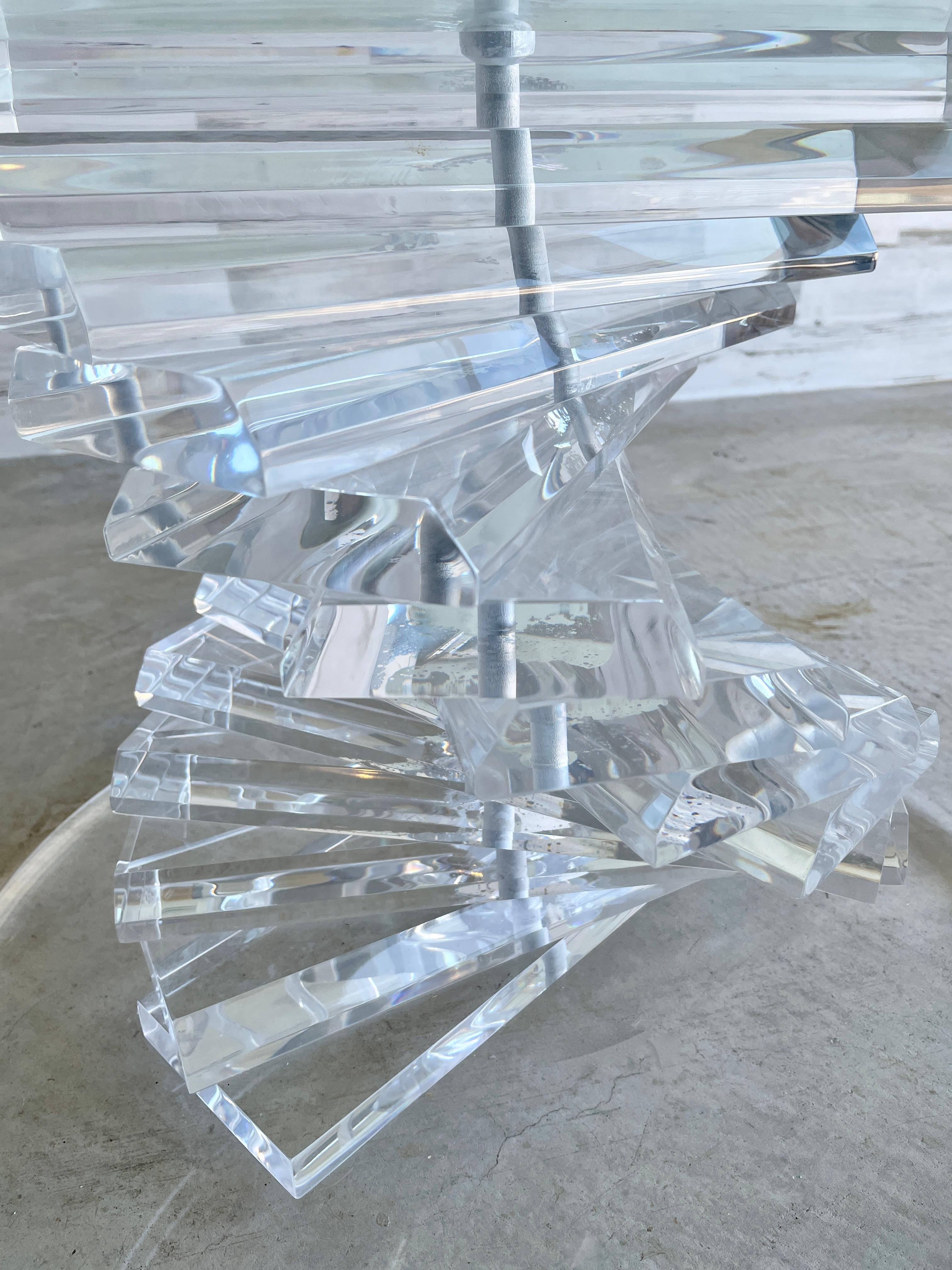 Helix Spiral Lucite Coffee Table In Good Condition For Sale In Denton, TX