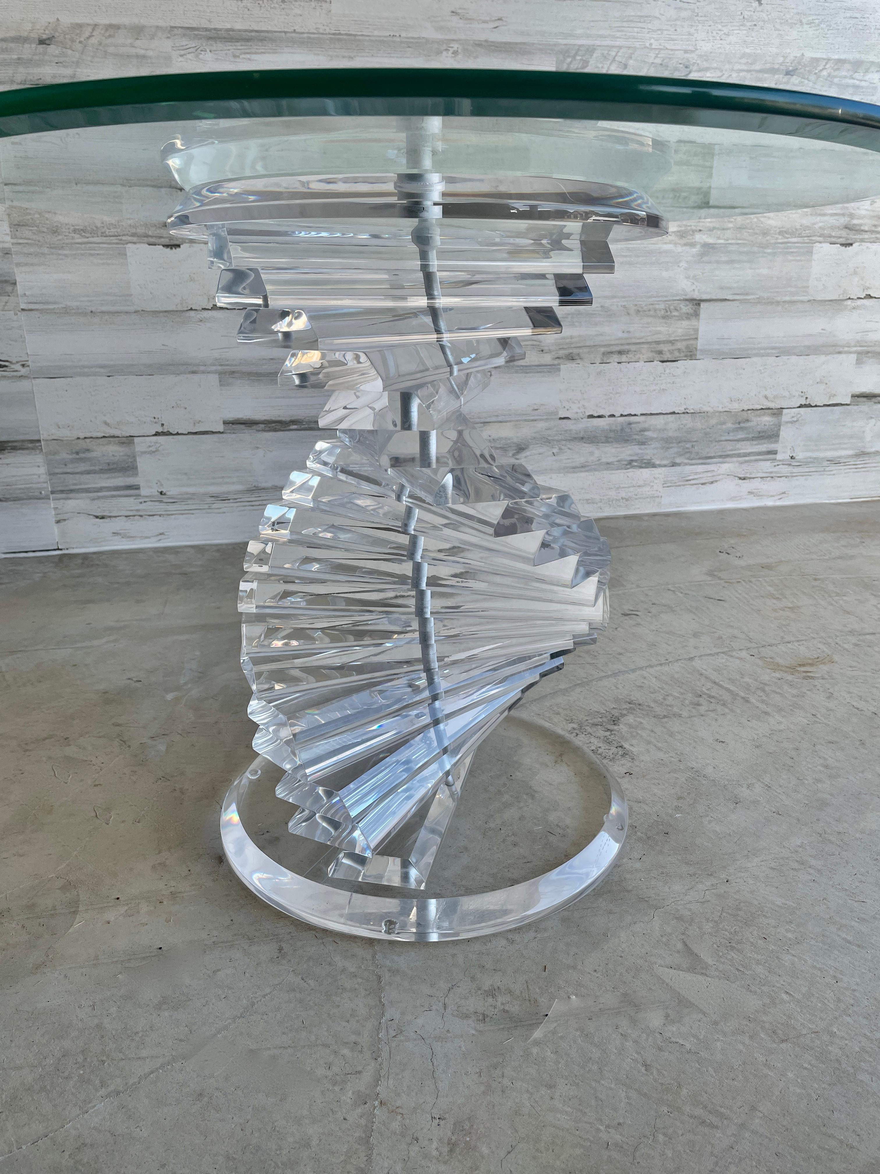 Late 20th Century Helix Spiral Lucite Side Table For Sale