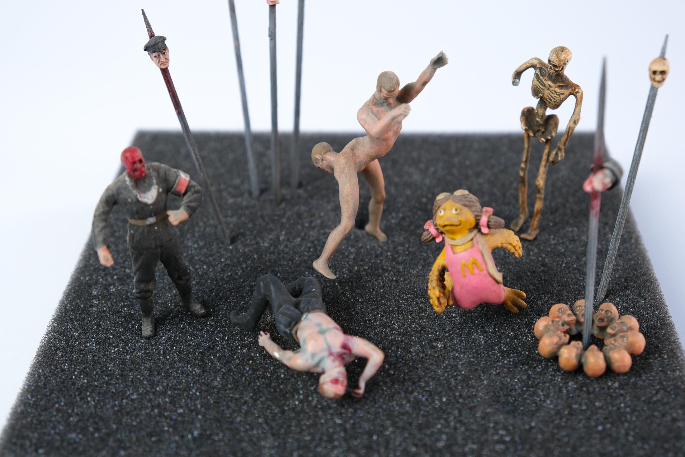 Metallo Figure 'Hell Souvenir' Di Jake & Dinos Chapman, 2022 in vendita