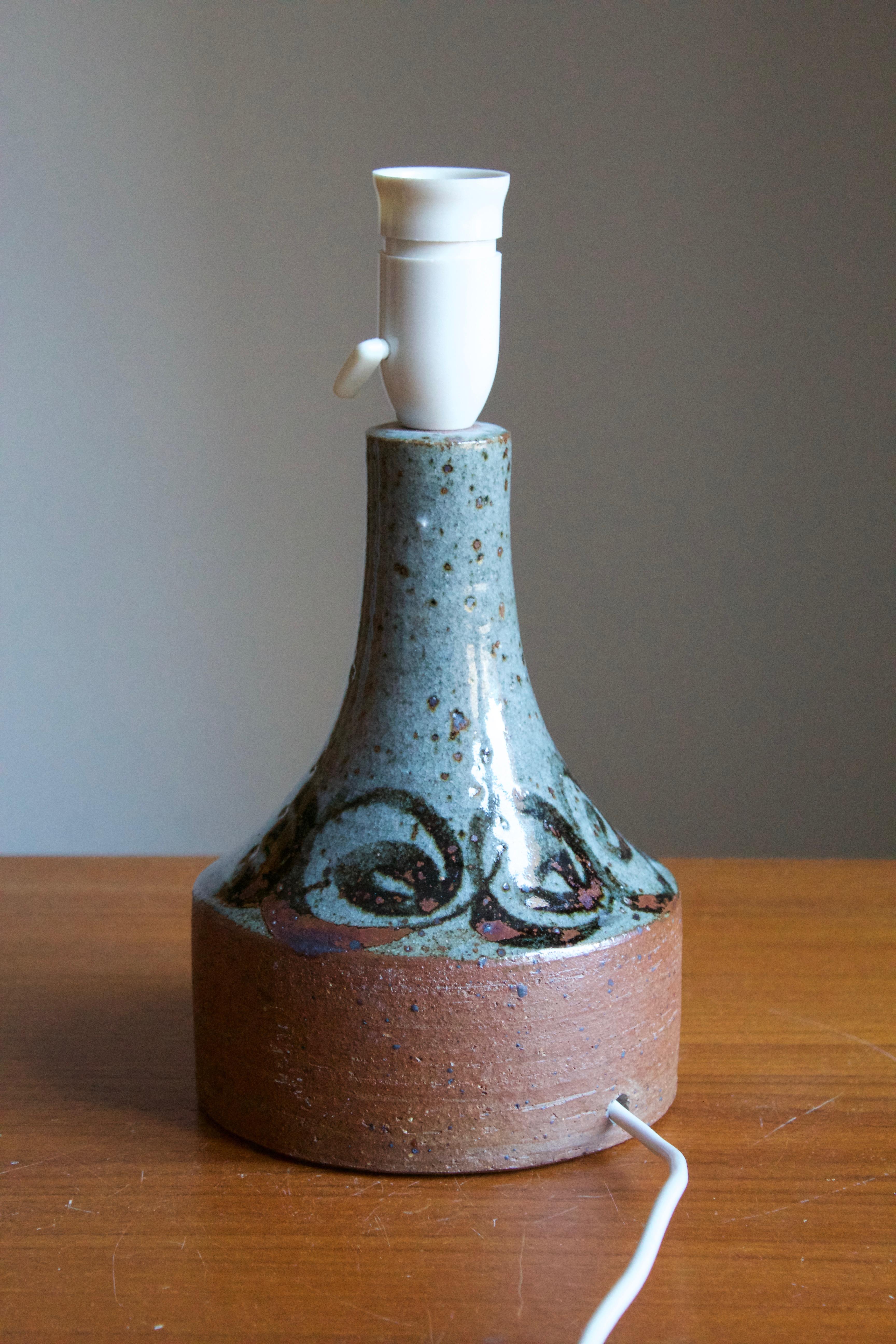 Danish Helle Allpass, Table Lamp, Semi-Glazed Stoneware, Artists Studio Denmark, 1960s