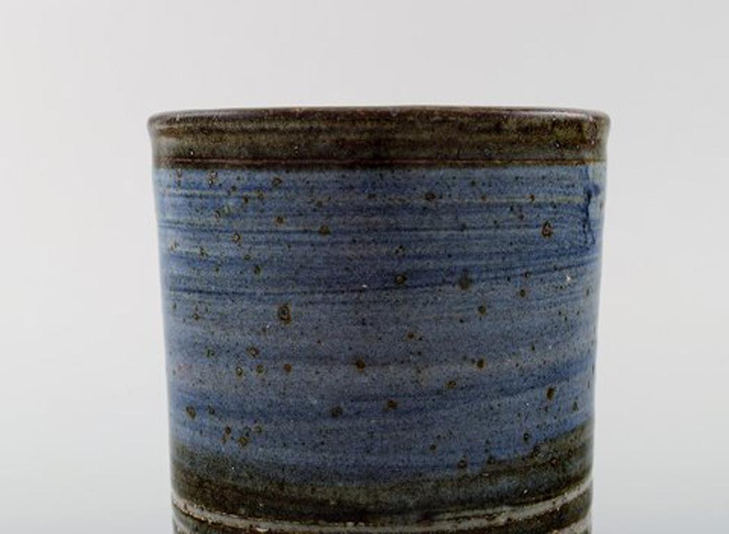Helle Alpass-Vase aus glasiertem Steingut (Dänisch) im Angebot