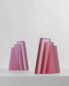 Helle Fuchsia Gussglas-Skulptur von Bowen Liu