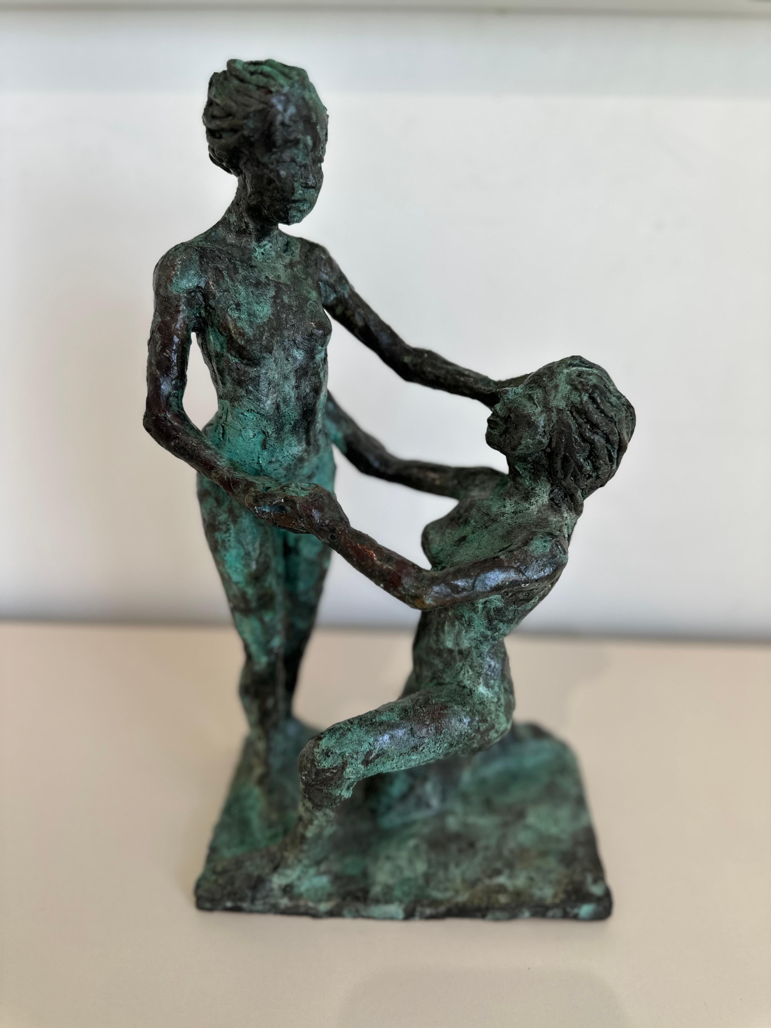 Aunque Helle Rask Crawford se refiere a menudo a los mitos clásicos en sus esculturas, no es una escultora clásica en el sentido neoclásico. Más bien, Helle Crawford podría definirse como una artista anticlásica. Sus esculturas son expresivas,