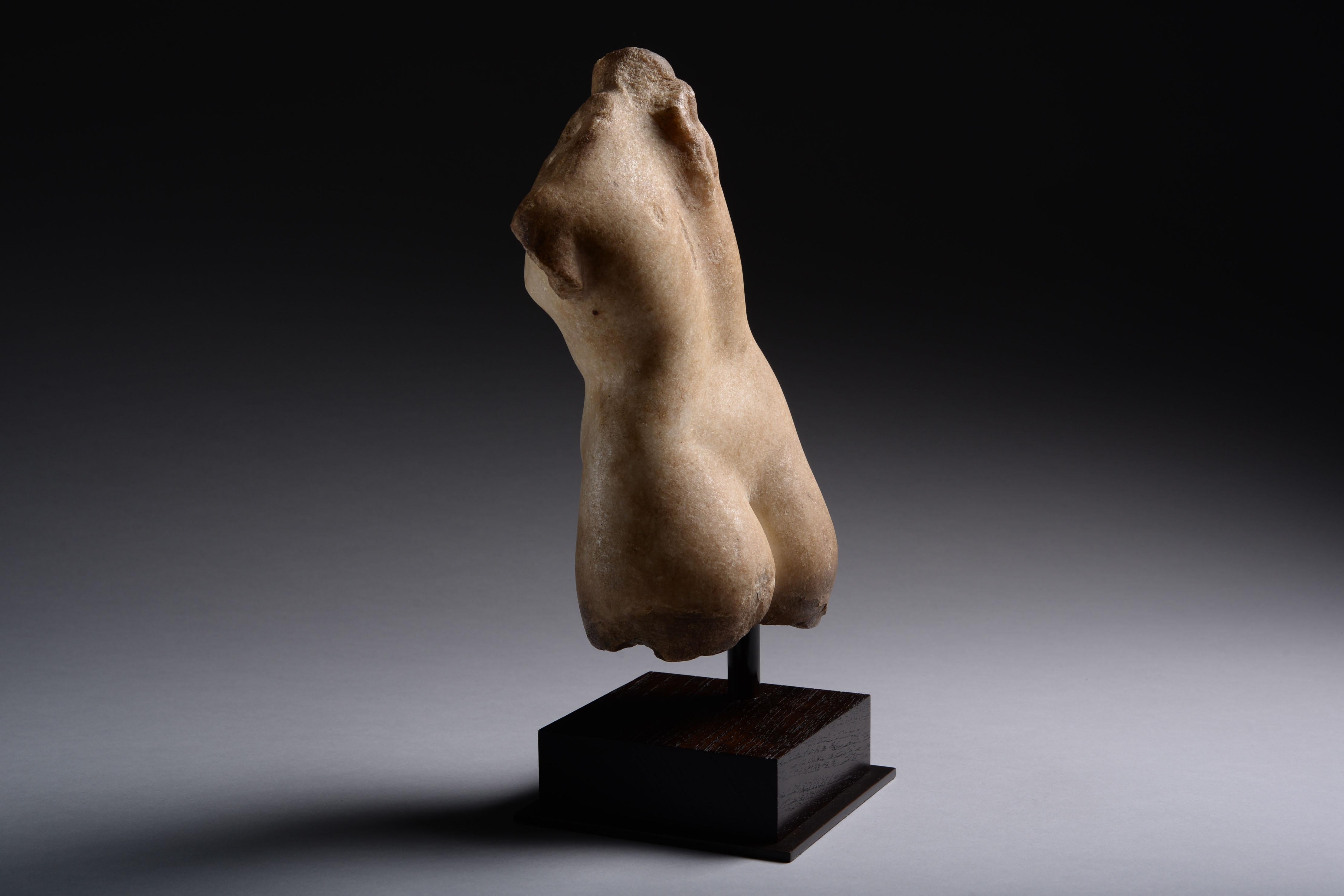 Hellenistic Marble Torso of Aphrodite Anadyomene, 100 BC In Excellent Condition In London, GB