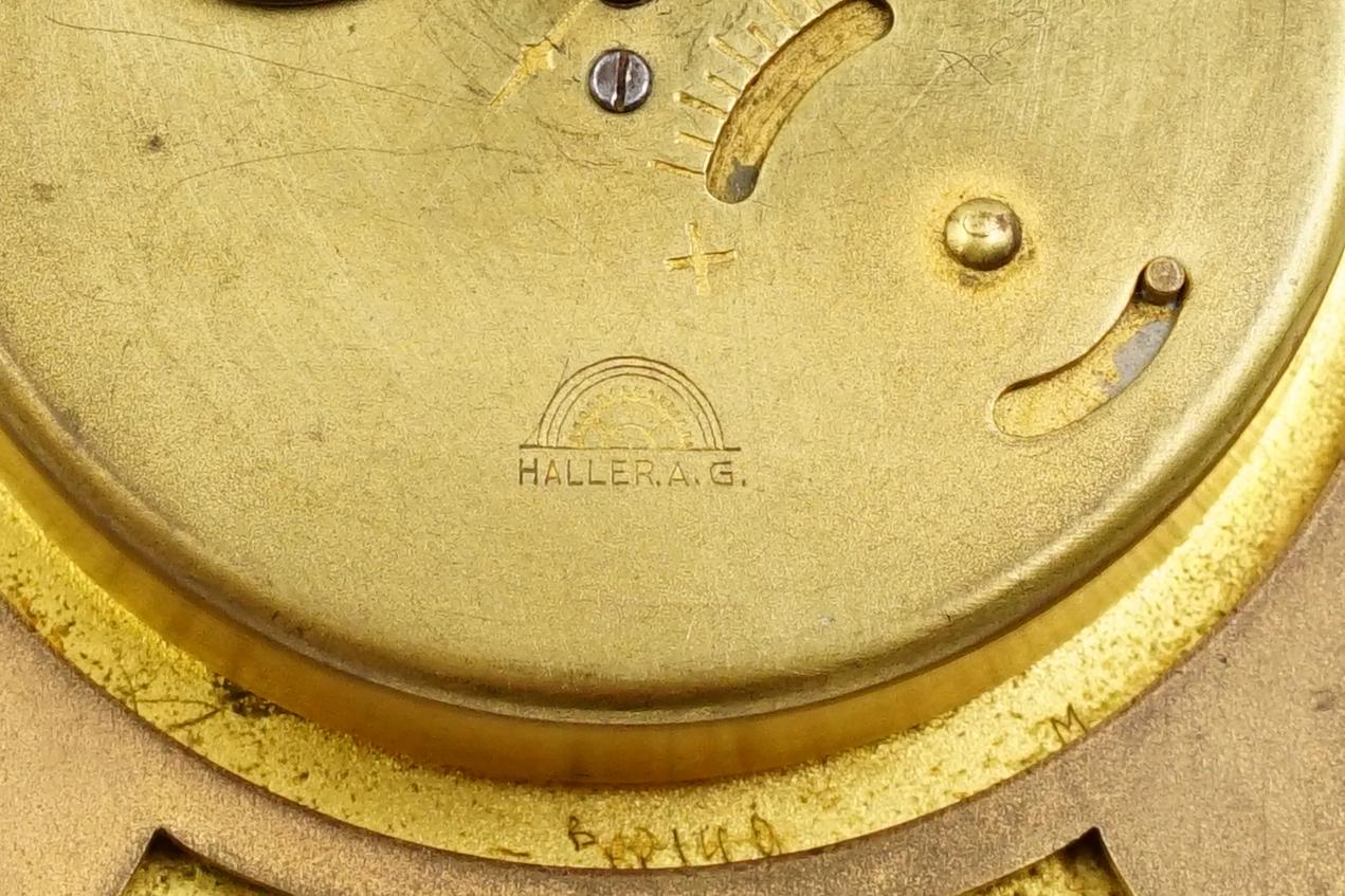 Heller Art deco alarm clock enamel In Good Condition For Sale In Buenos Aires, Argentina