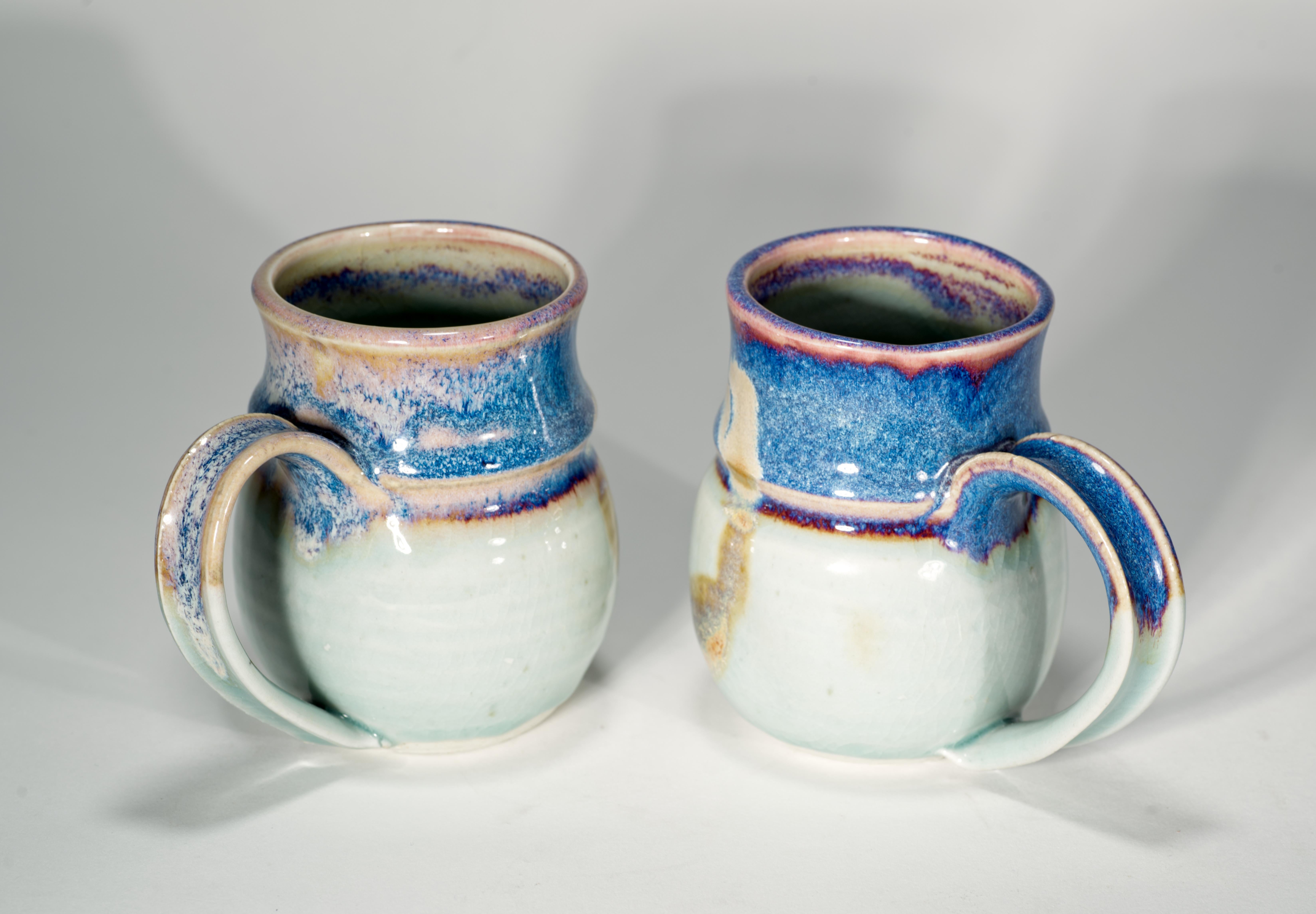 Pareja de tazas de cerámica Heller, New York Art Studio Pottery en Bueno estado para la venta en Clifton Springs, NY
