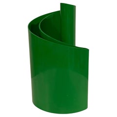 Heller Plastic Curved Vase by Giotto Stoppino