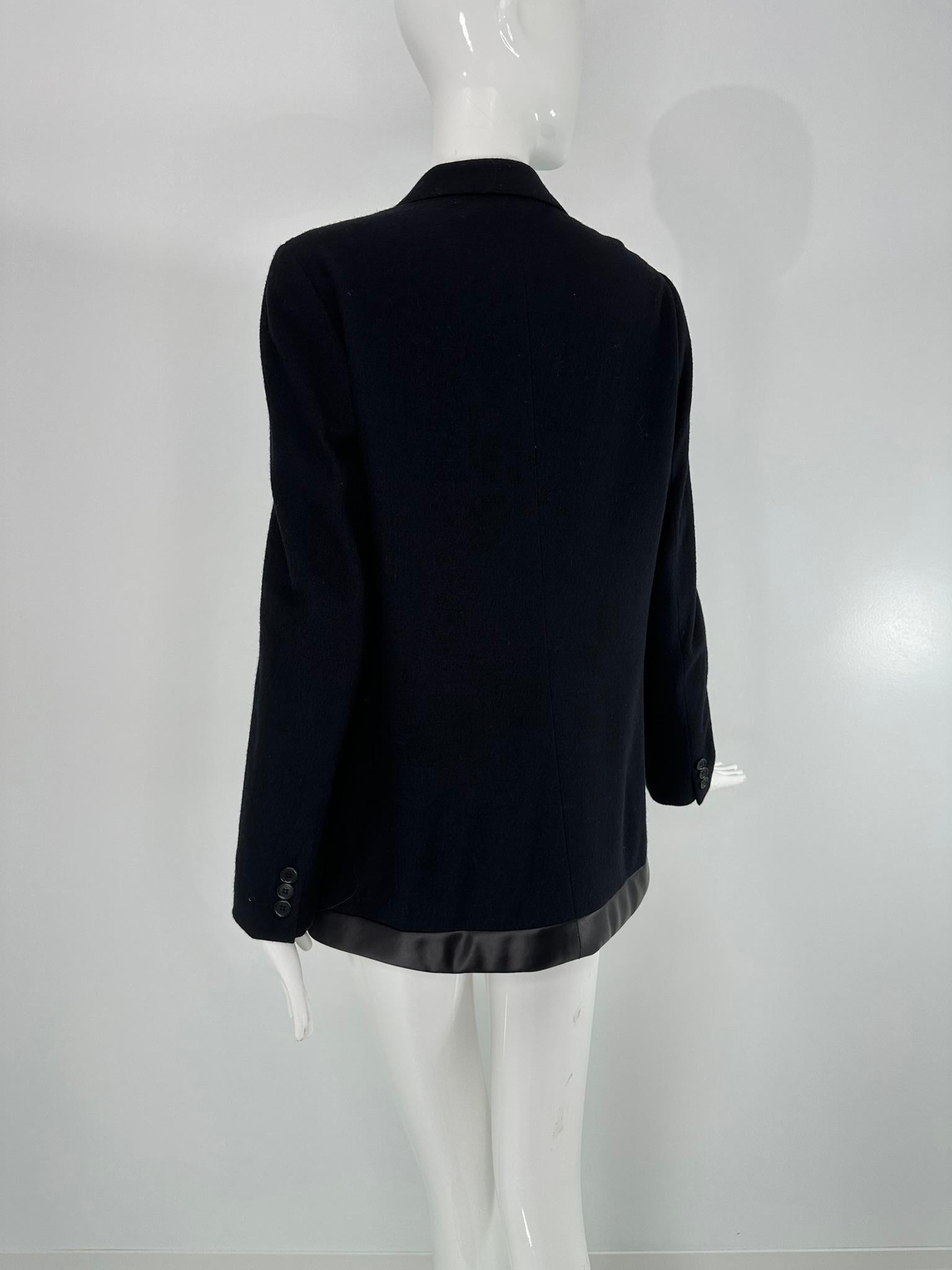 Helmut Lang 1990s Black Label Giacca in lana nera con orlo in raso nero 44 in vendita 2