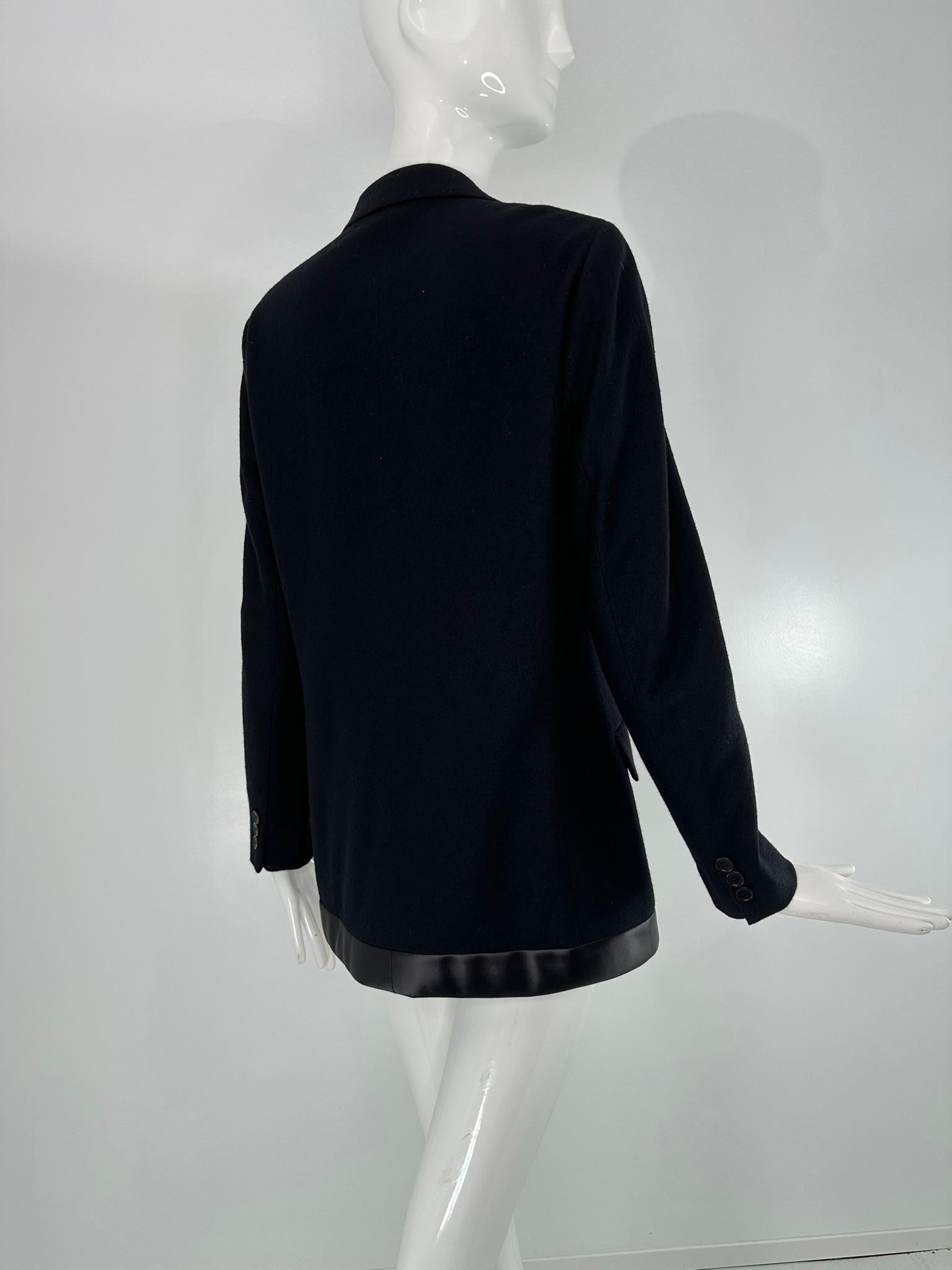 Helmut Lang 1990s Black Label Giacca in lana nera con orlo in raso nero 44 in vendita 4