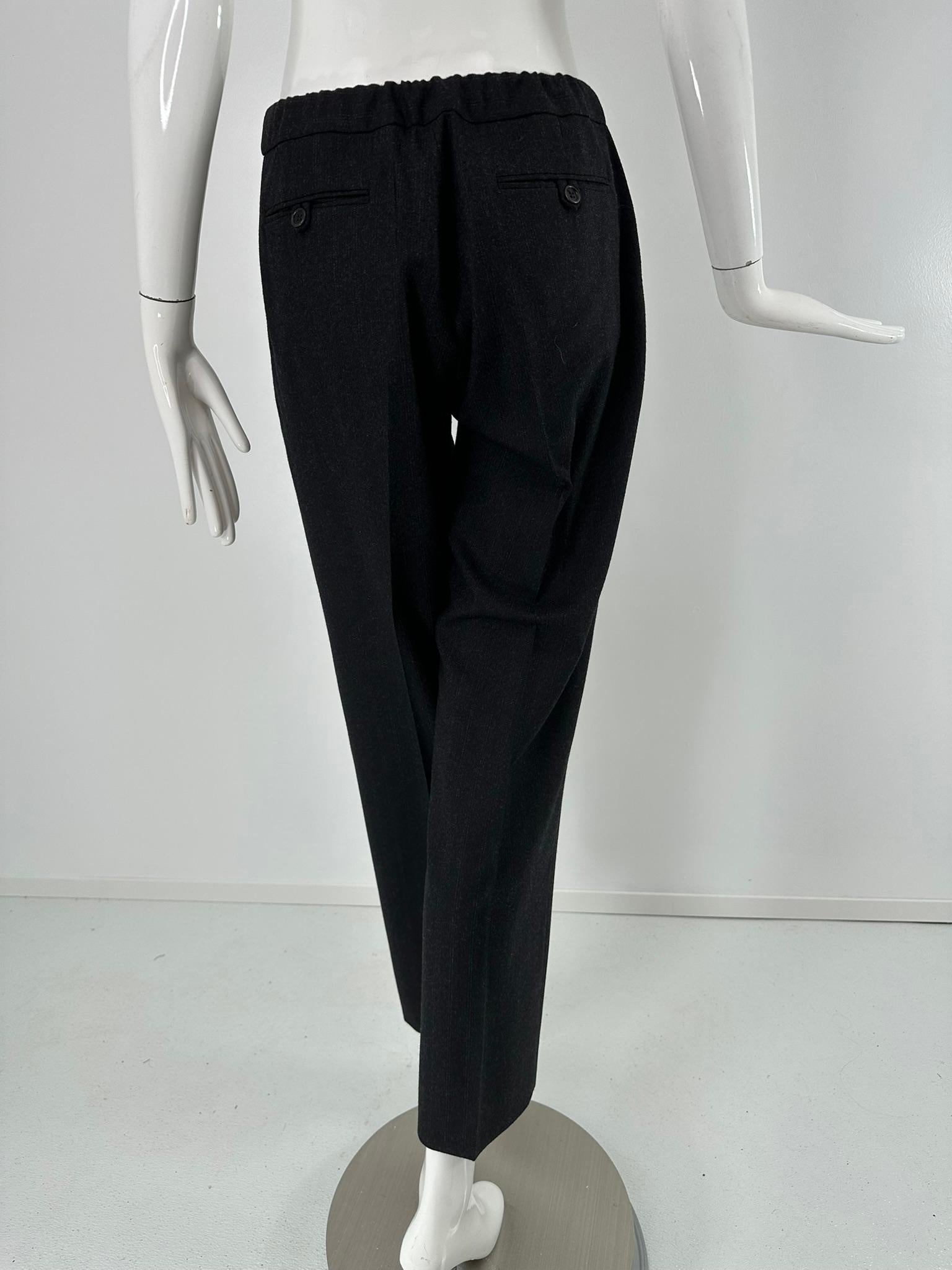 Helmut Lang anni '90, lana grigio scuro con strisce a spillo, abito a pantalone monopetto 44 in vendita 13