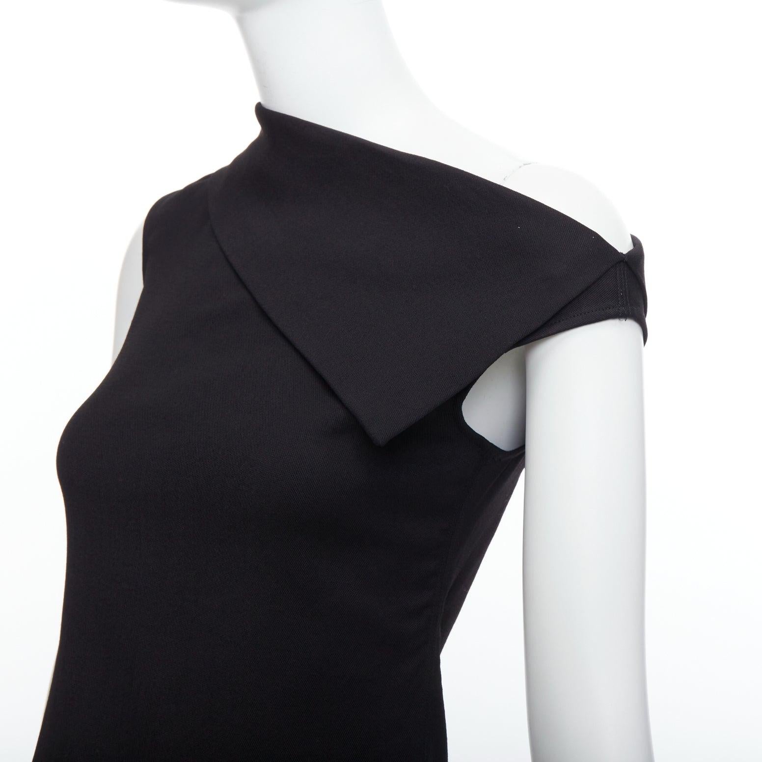 HELMUT LANG mini vestido asimétrico off shoulder de lana y scuba negro US0 XS
Referencia: YIKK/A00131
Marca: Helmut Lang
Diseñador: Helmut Lang
Model No: Asimétrico
Material: Lana
Color: Negro
Patrón: Sólido
Cierre: Slip On
Forro: Tejido