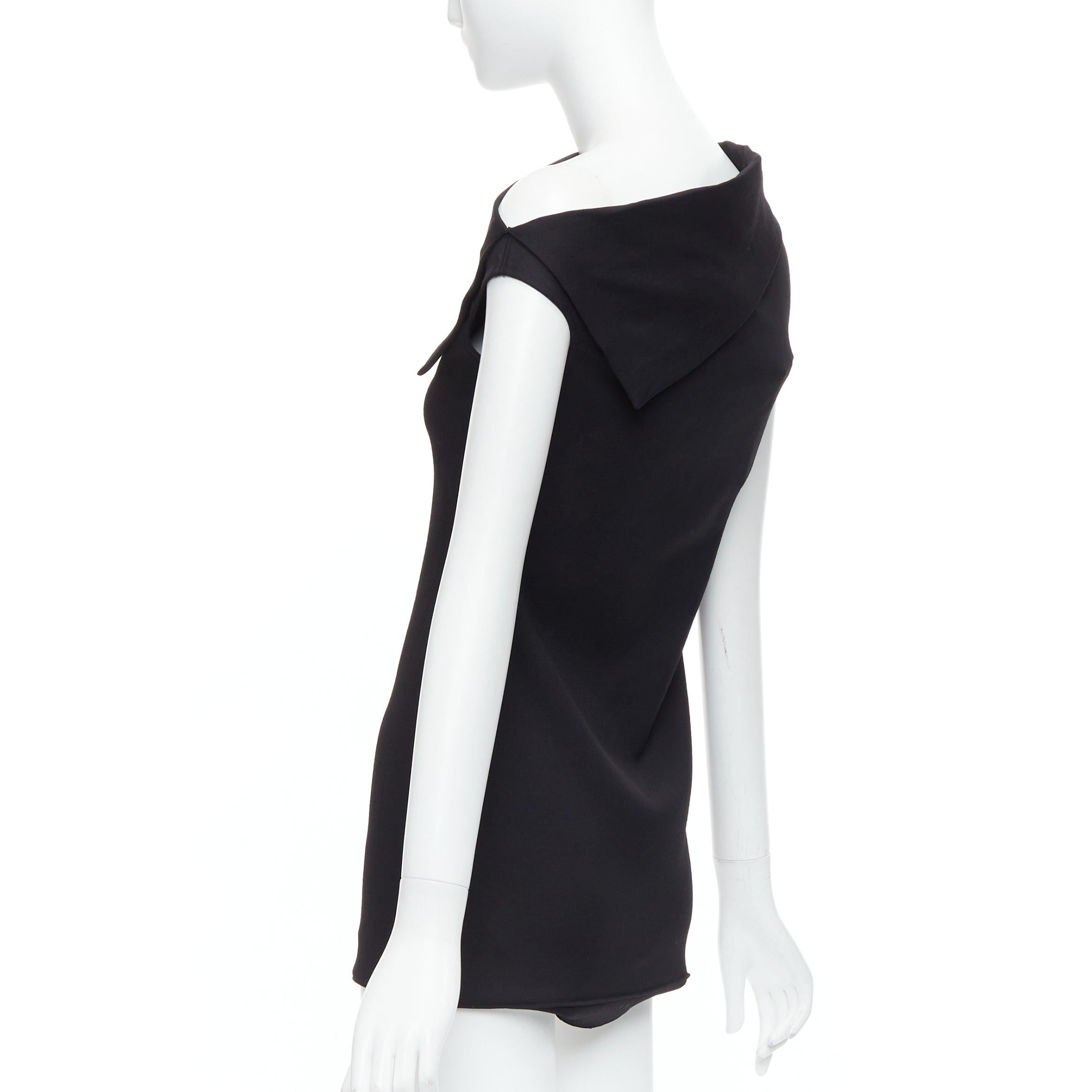 HELMUT LANG mini vestido asimétrico off shoulder de lana y scuba negro US0 XS en venta 1