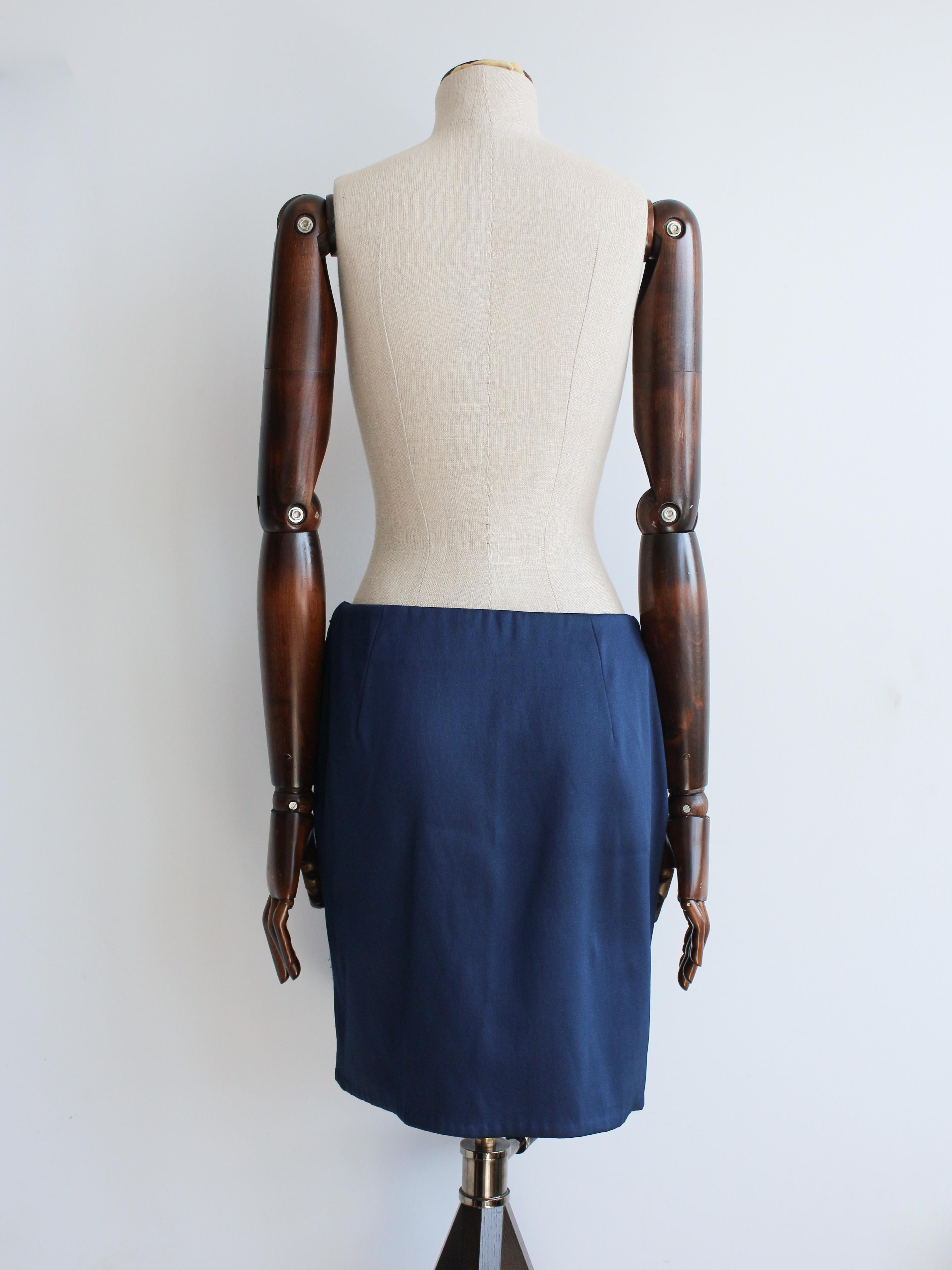 Helmut Lang Otoño/Invierno 1990 Traje con falda de satén azul en venta 4