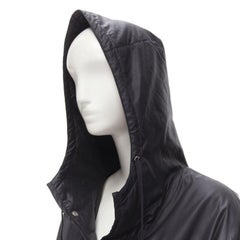 HELMUT LANG Schwarze Jacke mit Kapuze und Taschenausschnitt IT40 S