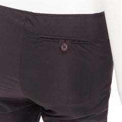 Helmut Lang – Schwarze Nylonhose mit Reißverschluss, umgeschlagenen Bündchen und ausgestelltem Bein – Größe 40 S