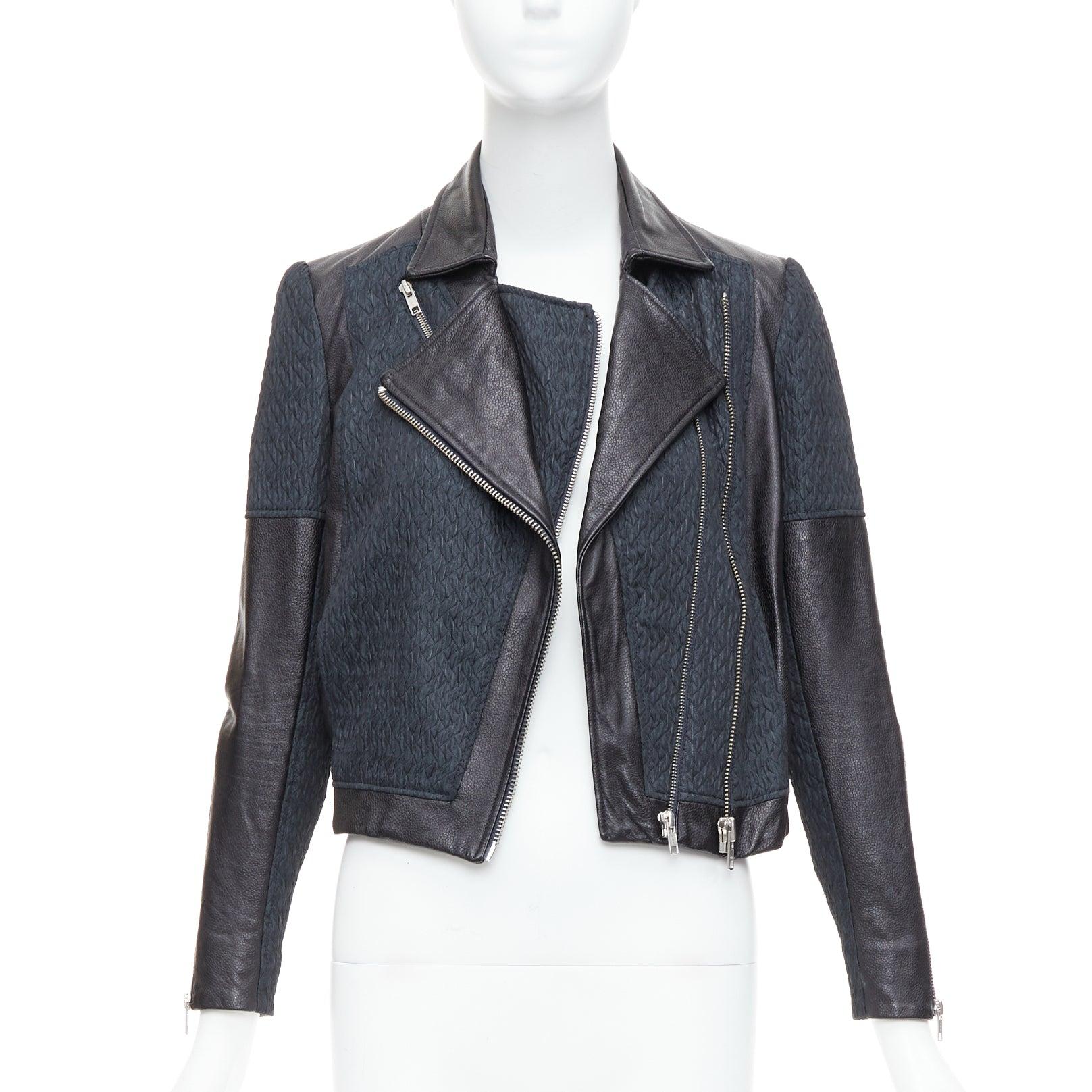 HELMUT LANG Schwarzes strukturiertes Leder mit Kieselsteinbesatz Reißverschluss Crop Biker P im Zustand „Gut“ im Angebot in Hong Kong, NT
