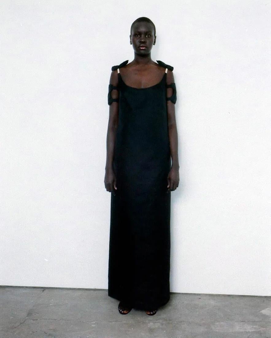 Helmut Lang Vestido de noche de lentejuelas negras con brazalete, fw 1999 en Excelente estado para la venta en London, GB