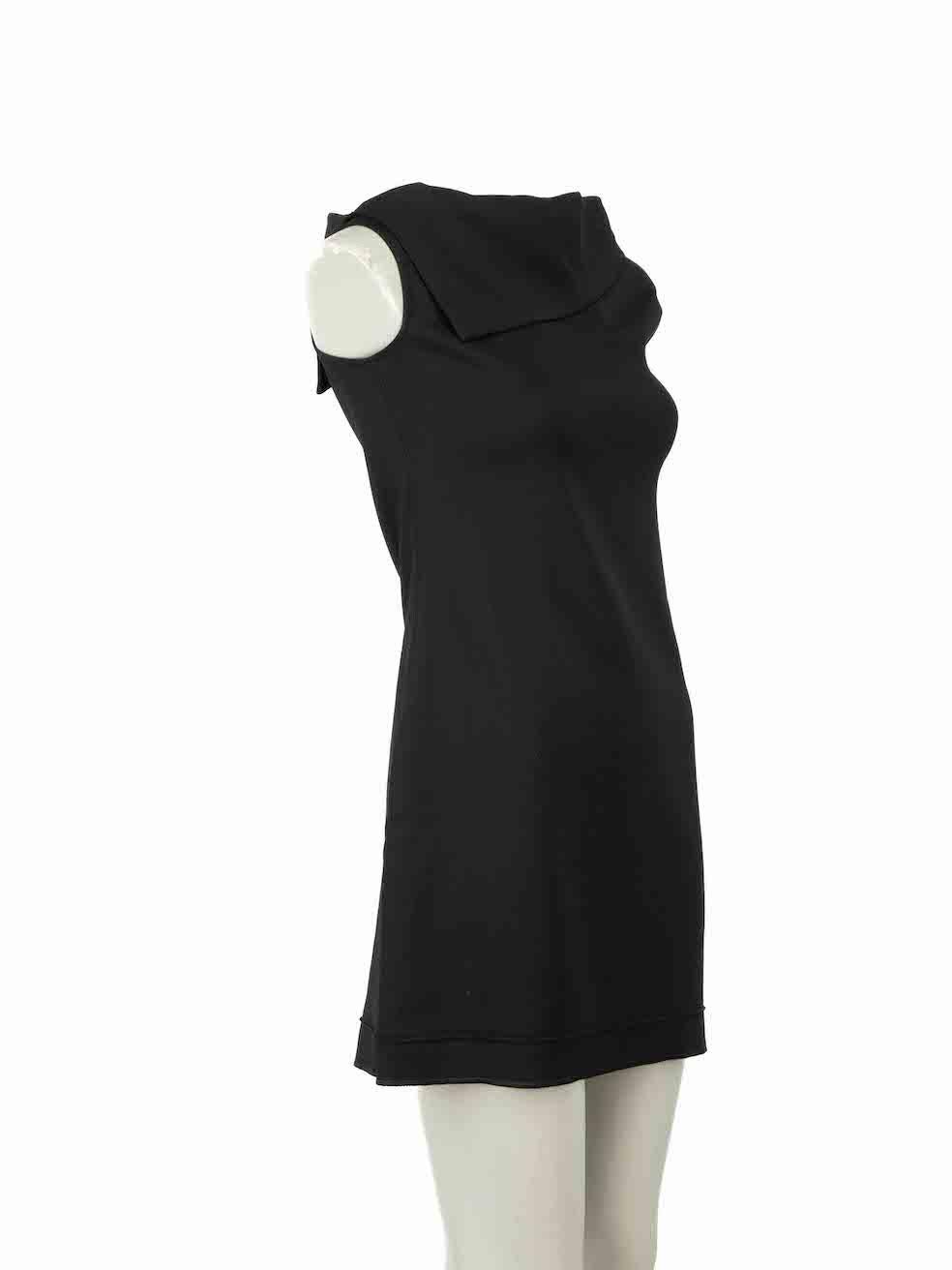 CONDITION is Very good. Hardly any visible wear to dress is evident on this used Helmut Lang designer resale item.
 
Details
Black
Wool
Mini dress
Asymmetric wide neckline
Sleeveless
Stretchy

Made in China
 
Composition 
52% Wool, 43% Polyamide and