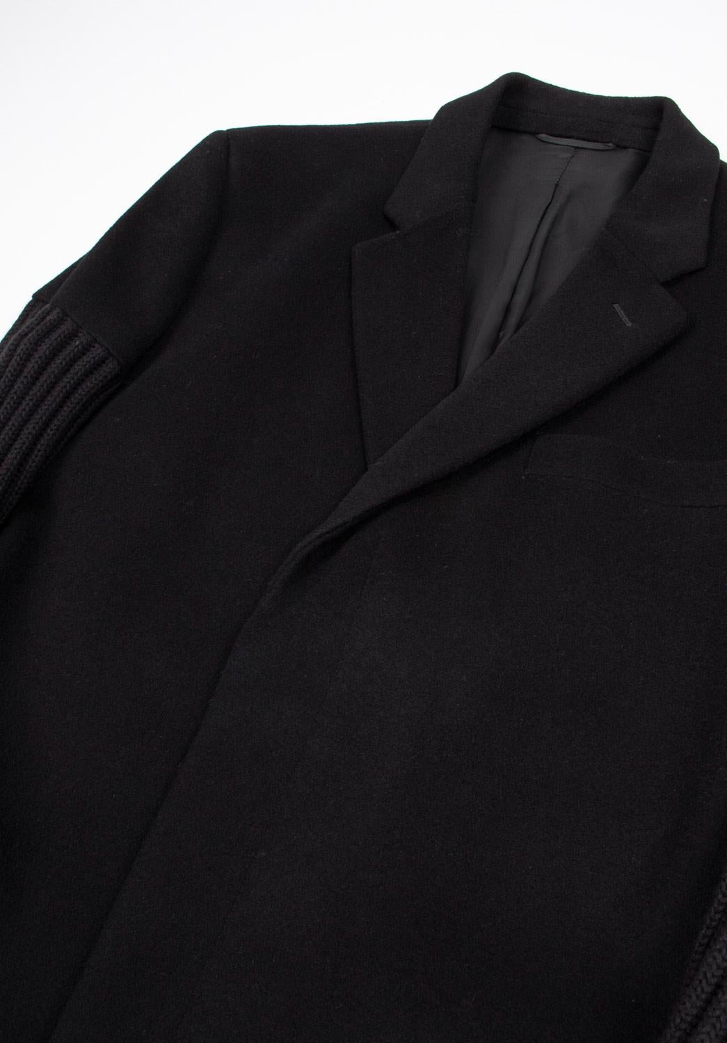 Helmut Lang Cashmere coat bondage knit sleeves over coat Size ITA48, M/L In Excellent Condition For Sale In Kaunas, LT
