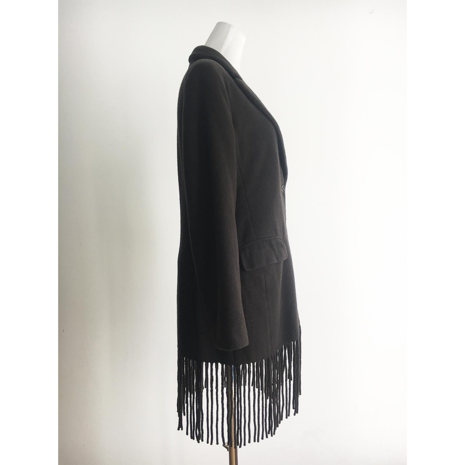Helmut Lang Langer langer Fransenmantel Wiener Tag Circa 1999 im Zustand „Gut“ im Angebot in Berlin, DE