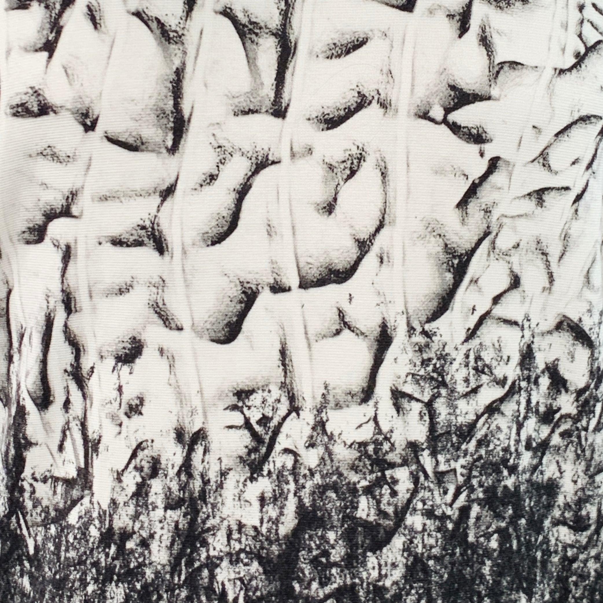 HELMUT LANG pullover
in a black and white viscose blend knit featuring an abstract pattern, contrasting black trim, and crew neck. Very Good Pre-Owned Condition. Mark at hem. 

Marked:   M 

Measurements: 
 
Shoulder: 18.5 inches Chest: 40 inches