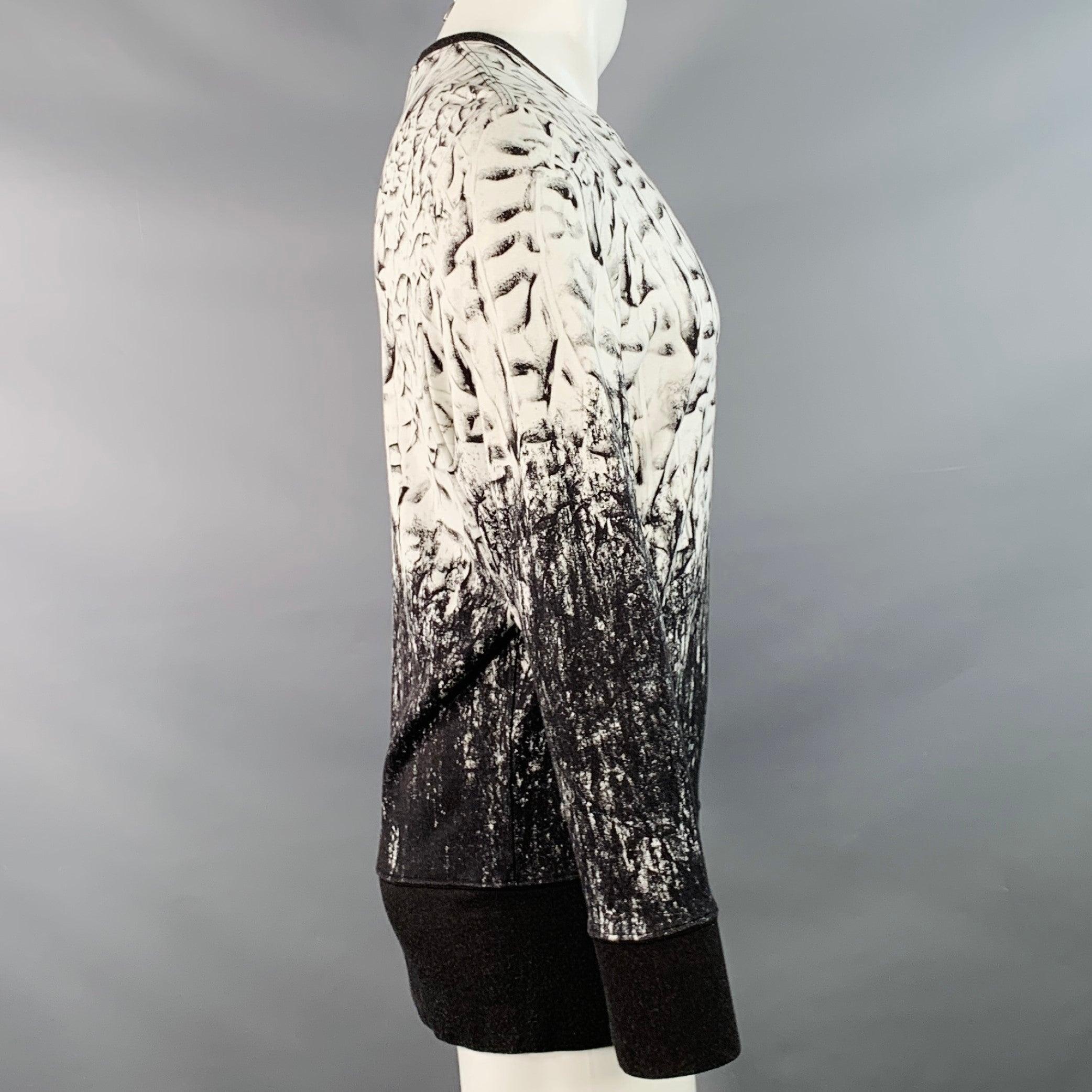 HELMUT LANG Size M Black White Abstract Print Viscose Blend Contrast Trim Crew Neck Pullover In Good Condition For Sale In San Francisco, CA