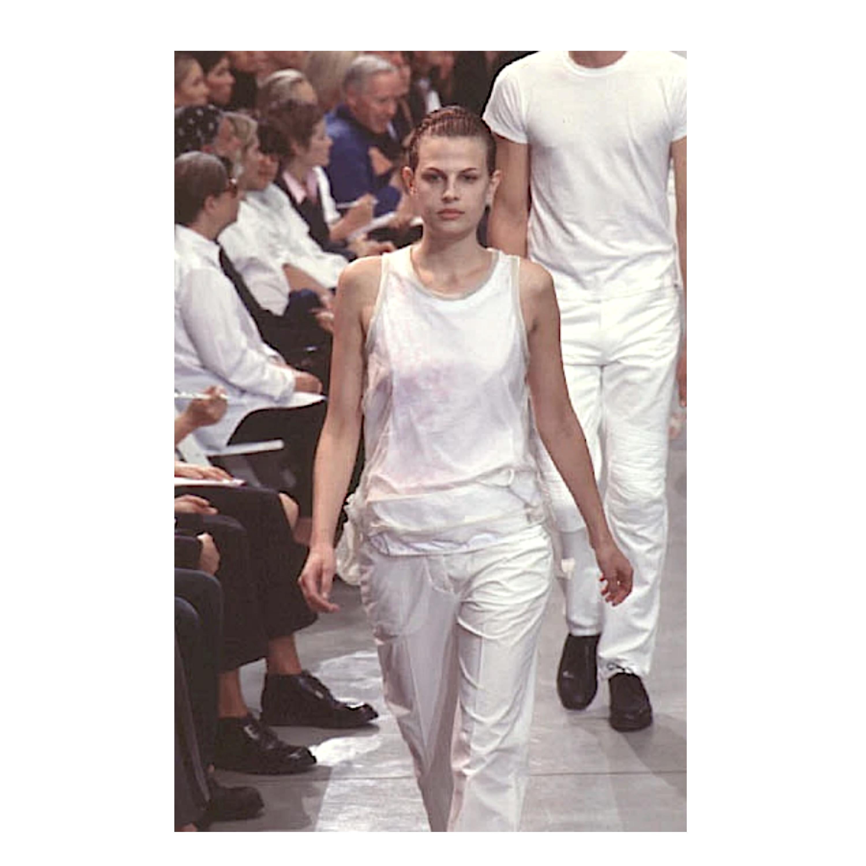 Helmut Lang Printemps Eté 1999 Sac de taille en coton résiné avec fermeture à lanière en vente 2