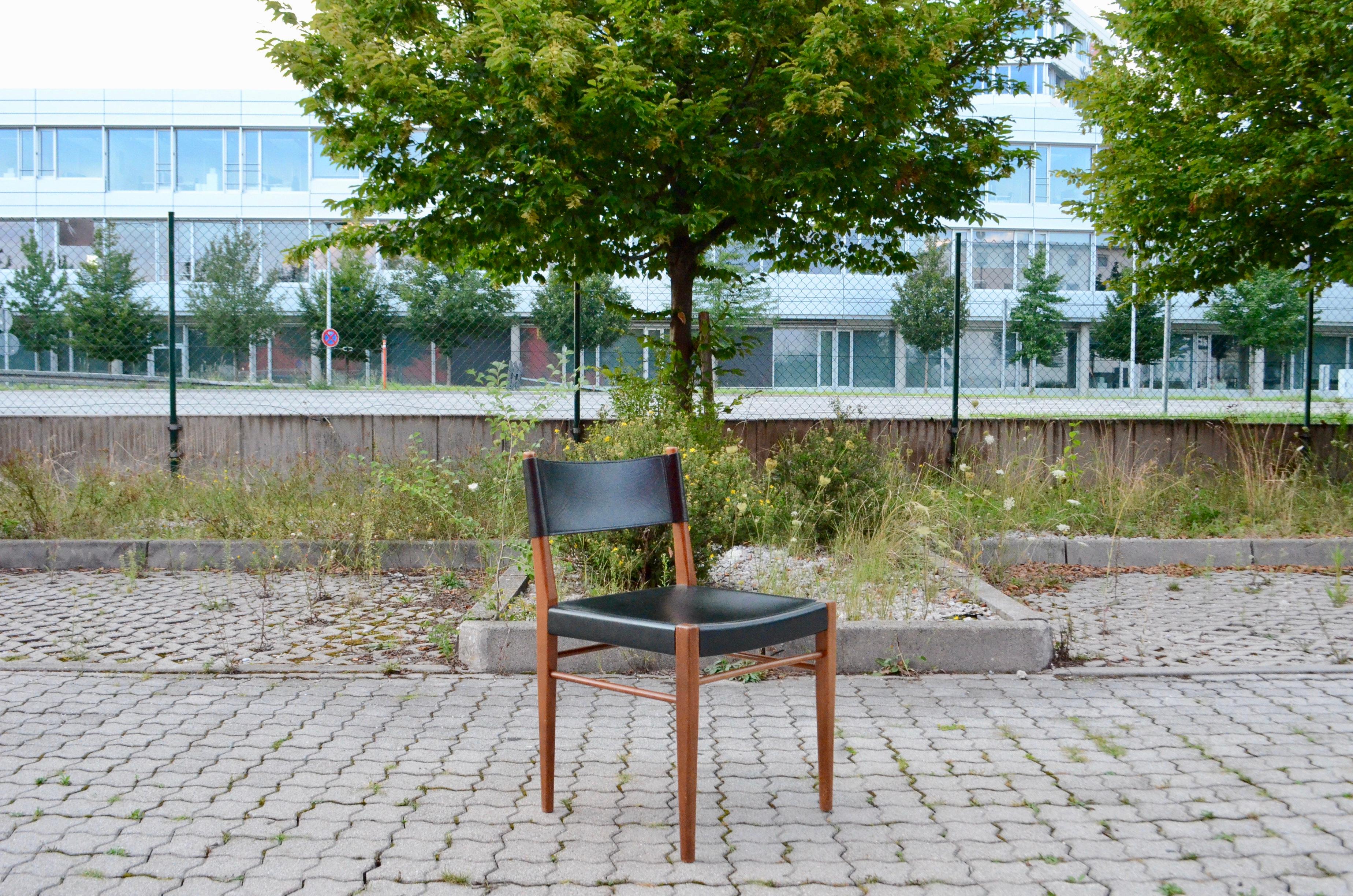 Helmut Magg Mid Century Model 3024 Leather Dining Chair Deutsche Werkstätten For Sale 4