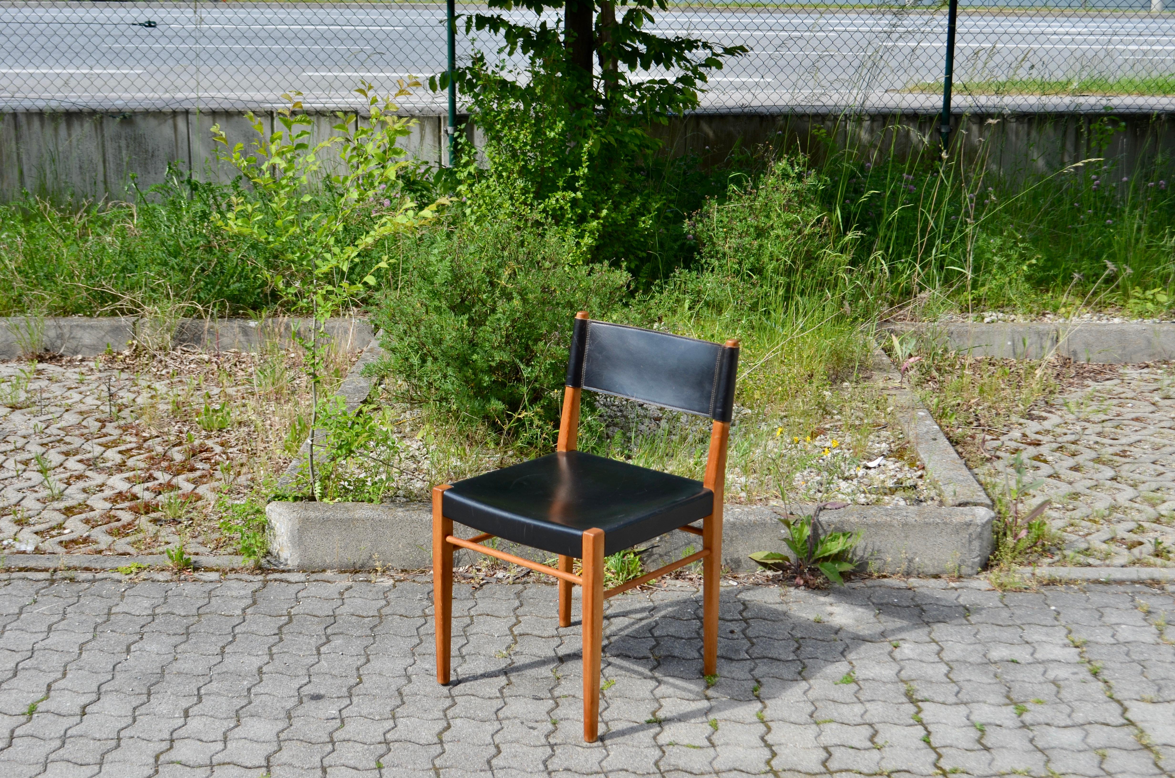 Helmut Magg Mid Century Model 3024 Oak Leather Dining Chair Deutsche Werkstätten For Sale 1