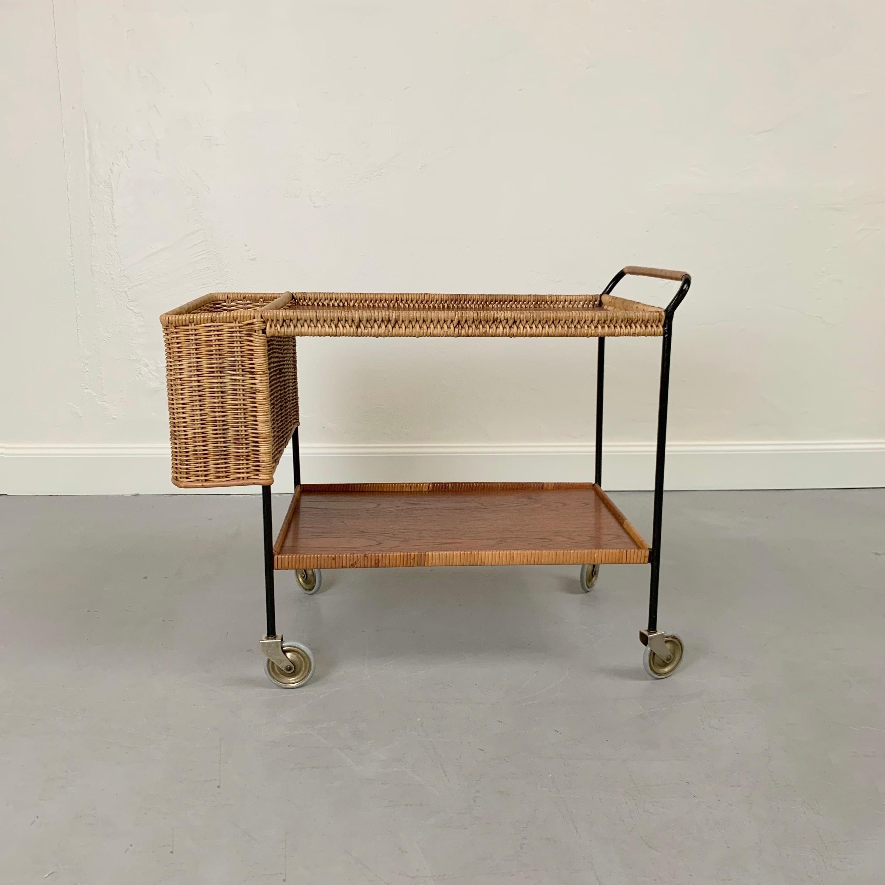 Mid-Century moderno Carrello da bar in rattan e teak di Helmut Magg, 1960 circa, Germania. in vendita