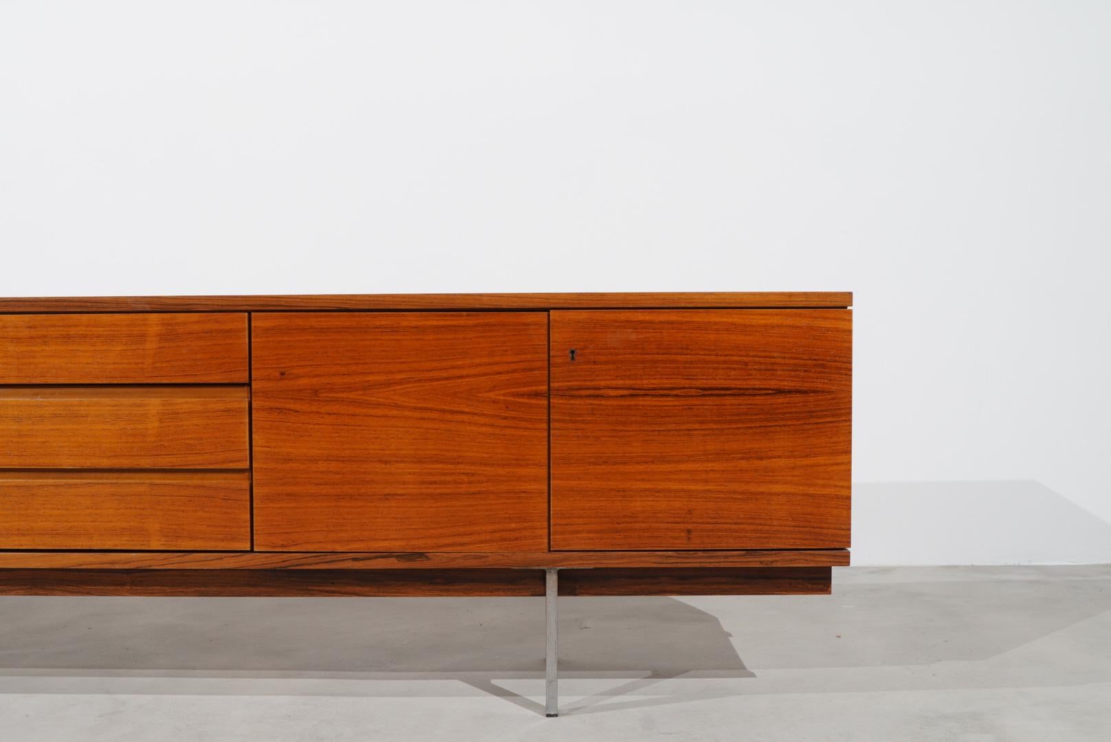 Helmut Magg Sideboard Model 211/2 Mid-Century Modern In Good Condition For Sale In Berlin, BE
