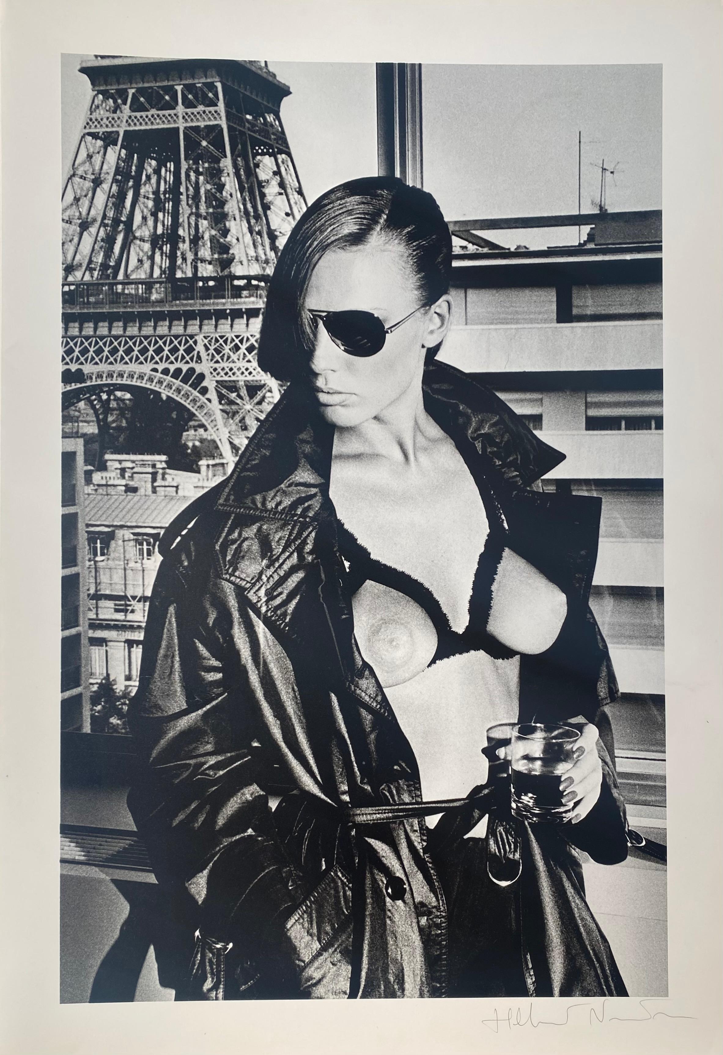 Helmut Newton - Bergström 1976
Very nice photo-lithograph by Helmut Newton
From the rare portfolio of 1980
Titled on the back
Size : 41 x 28 cm
Signed by the artist in pencil
Perfect condition 
Price : 890€ for the book.