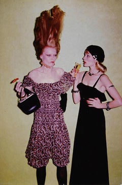 Modelle mit Cocktails für das Magazin Nova