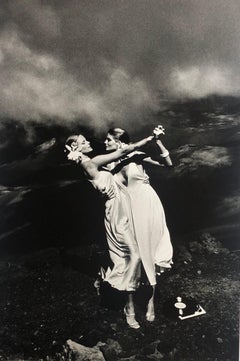 « Rene Russo & Cheryl Cravates, Hawaii 1974 » Tirage à la gélatine argentique de Helmut Newton