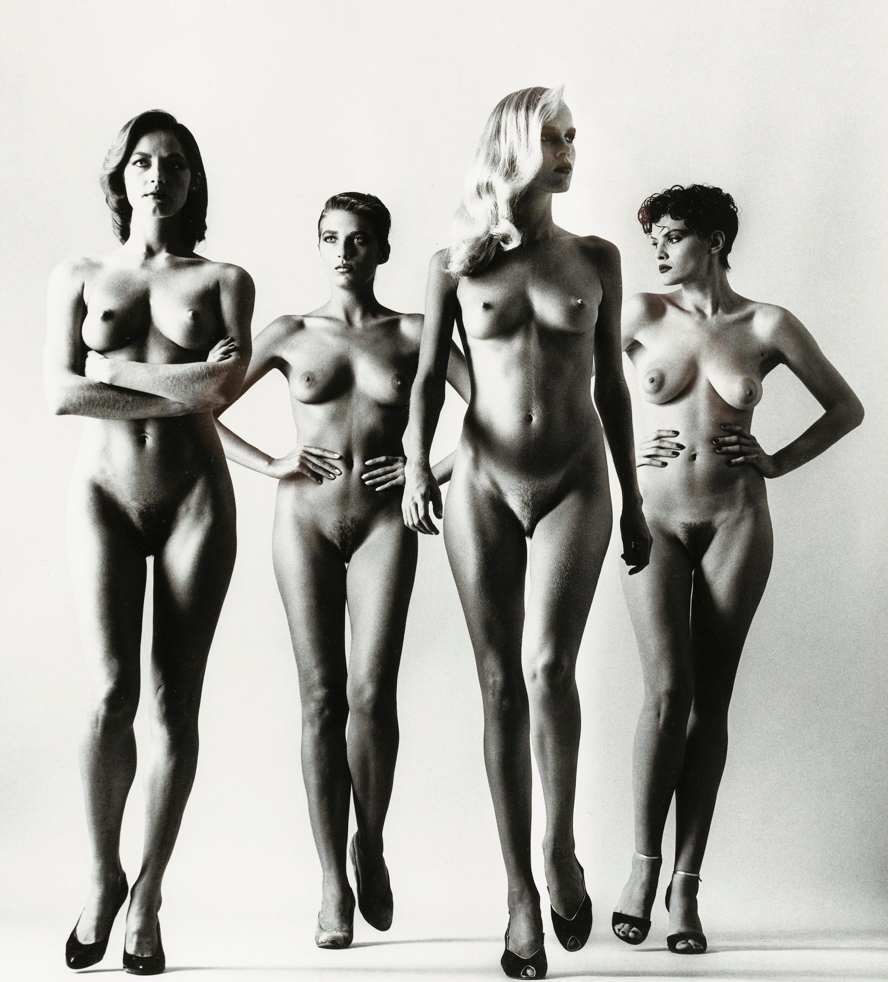 Helmut Newton Nude Photograph - Sie Kommen (Naked), Paris, 1981