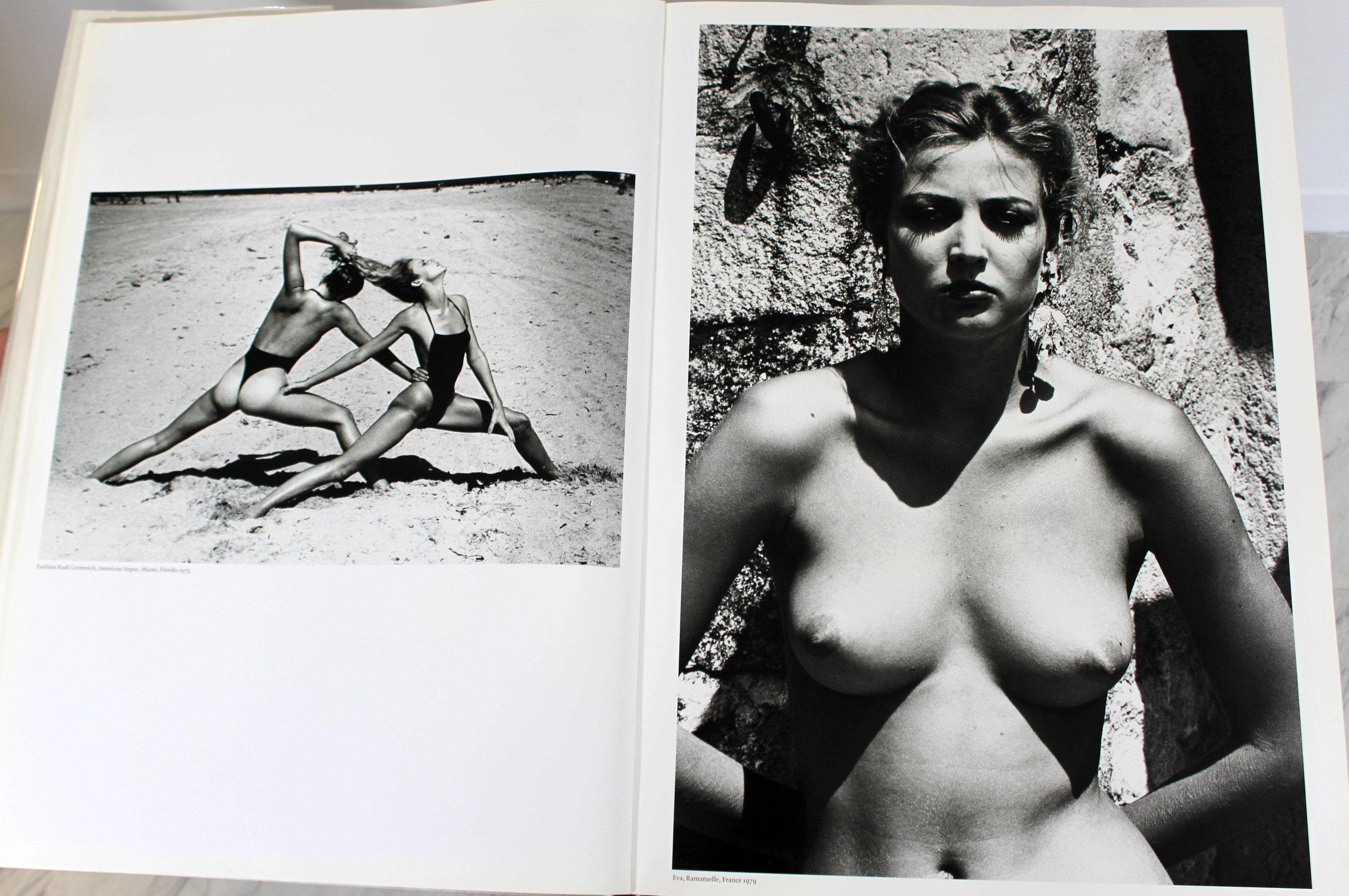 Helmut Newton Sumo Big Nude Art Book on Starck Chrome Stand Signed 3114/10000 In Good Condition In Keego Harbor, MI