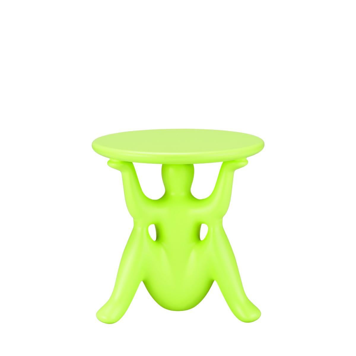 Mesa auxiliar Helpyourself de polietileno reciclable LightGreen de Philippe Starck