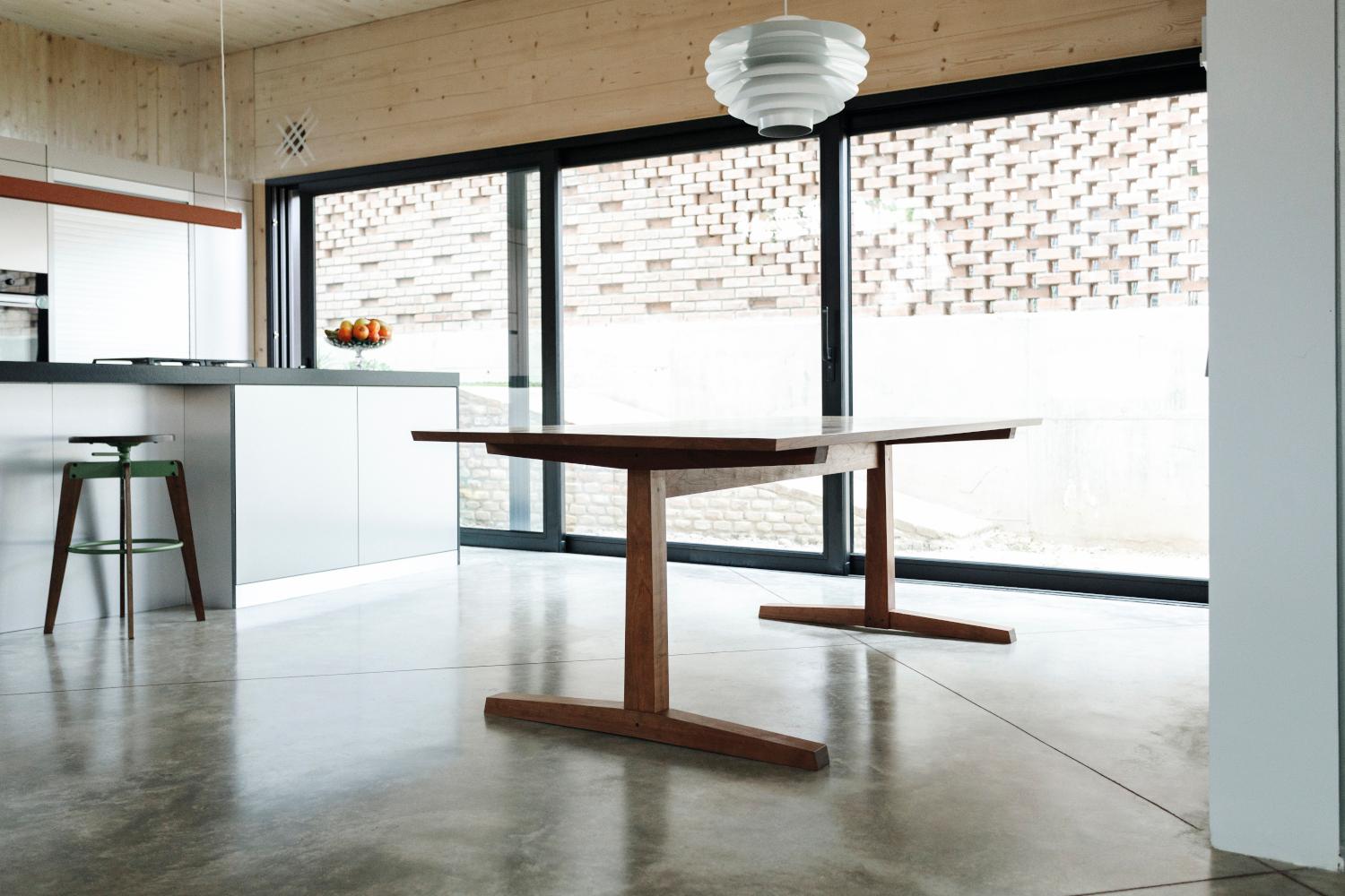 Table à tréteaux Hancock Shaker et Dom van der Laan en vente 4