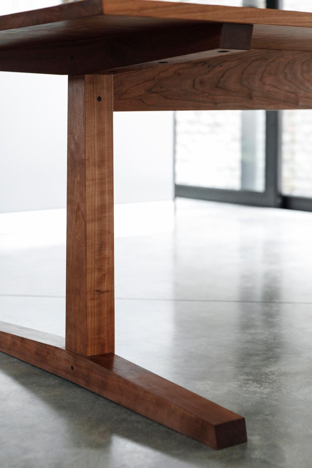 Table à tréteaux Hancock Shaker et Dom van der Laan en vente 1