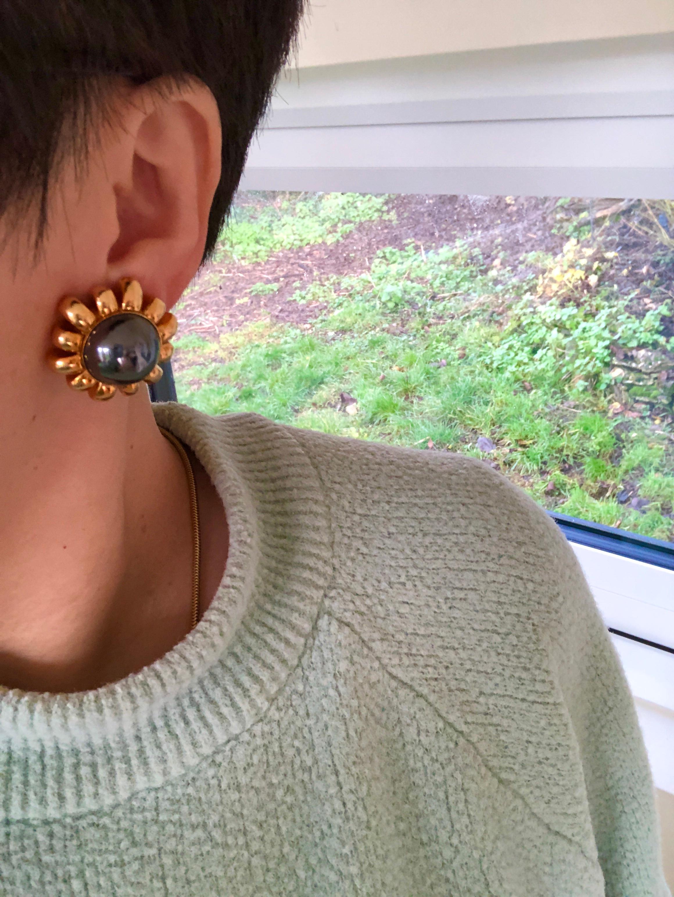 black beads earrings gold