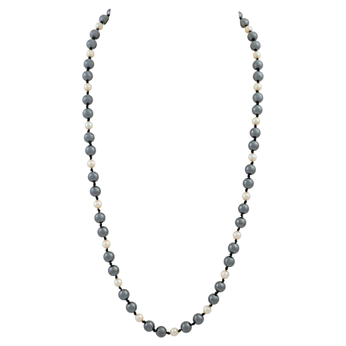 Pearl Necklace For Sale at 1stDibs