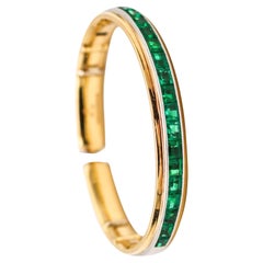 Hemmerle Bangle Bracelet In 18Kt Gold Platinum With 16.36 Ctw Colombian Emeralds