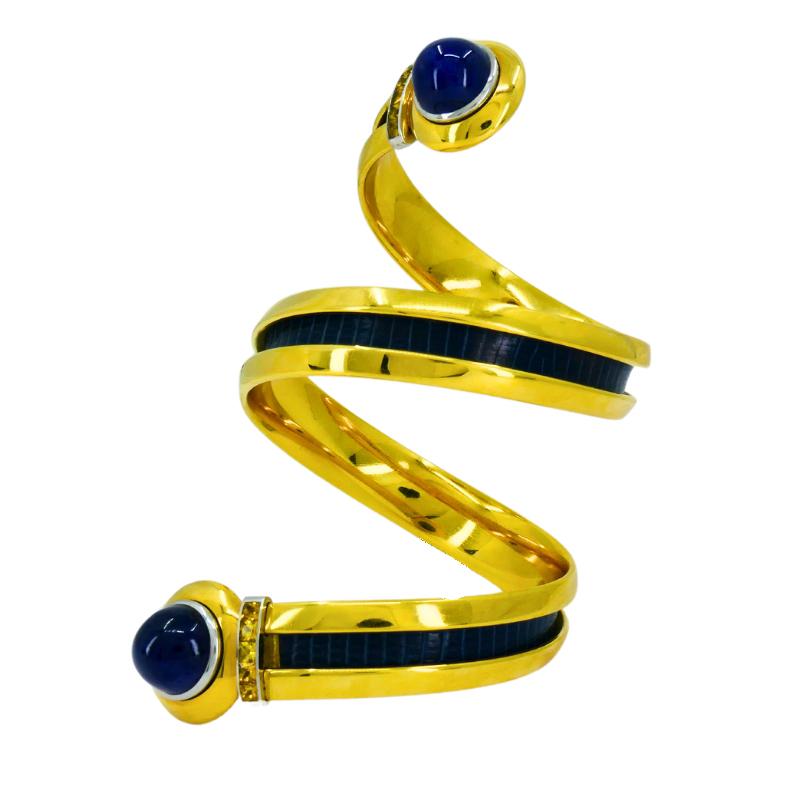 Bracciale Hemmerle Spiral Design Oro 18k Zaffiro Pelle Estate Jewelry in vendita 1