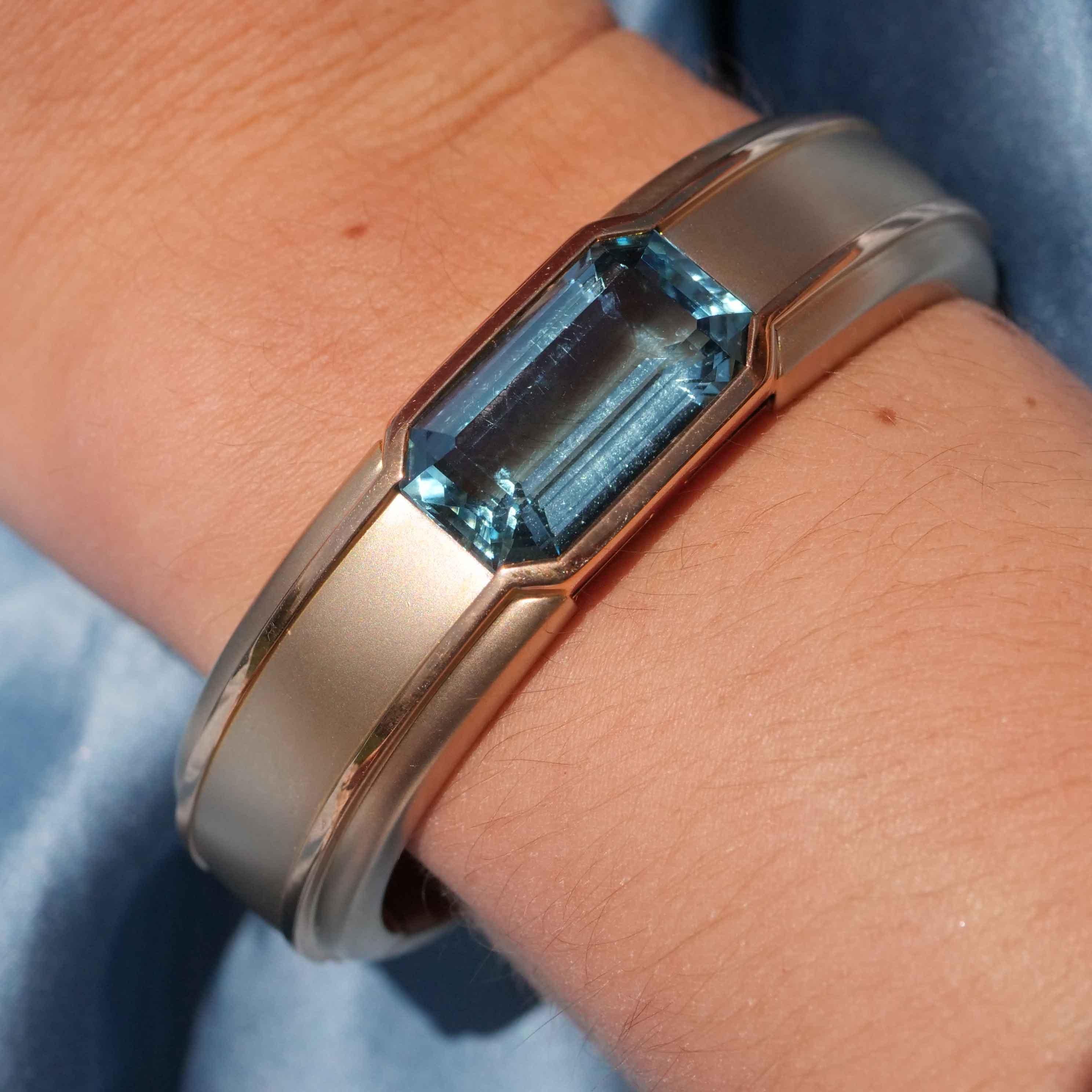 Hemmerle Munich Bracelet and Ring and 25 ct Santa Maria Color precious Aquamarin For Sale 3